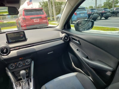 2017 Toyota Yaris iA Manual (Natl)