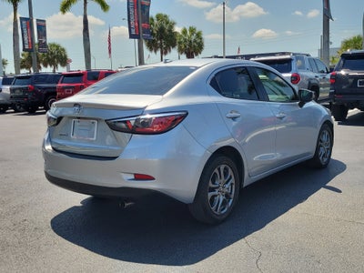 2019 Toyota Yaris Sedan L