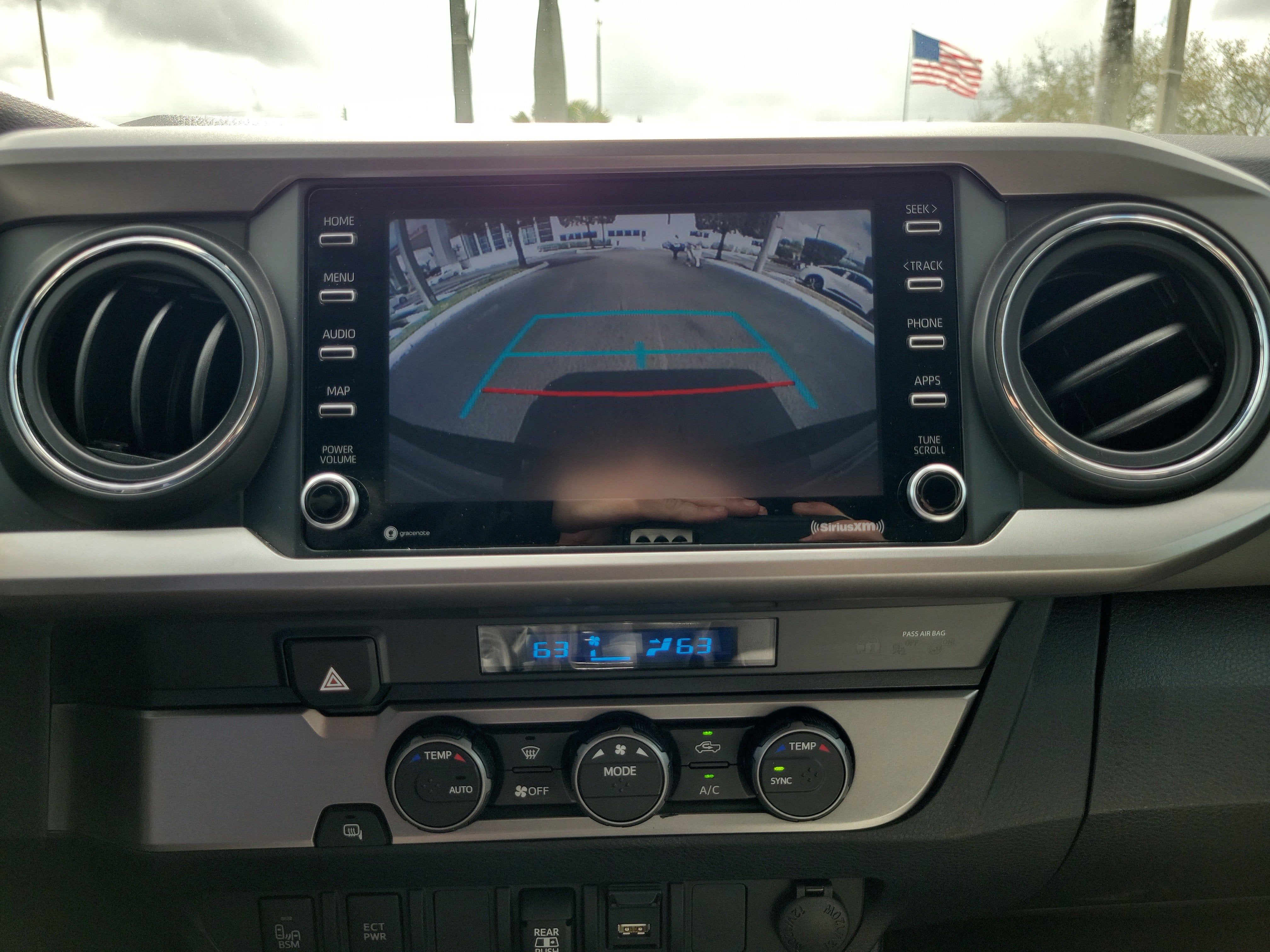 2022 Toyota Tacoma 2WD SR5