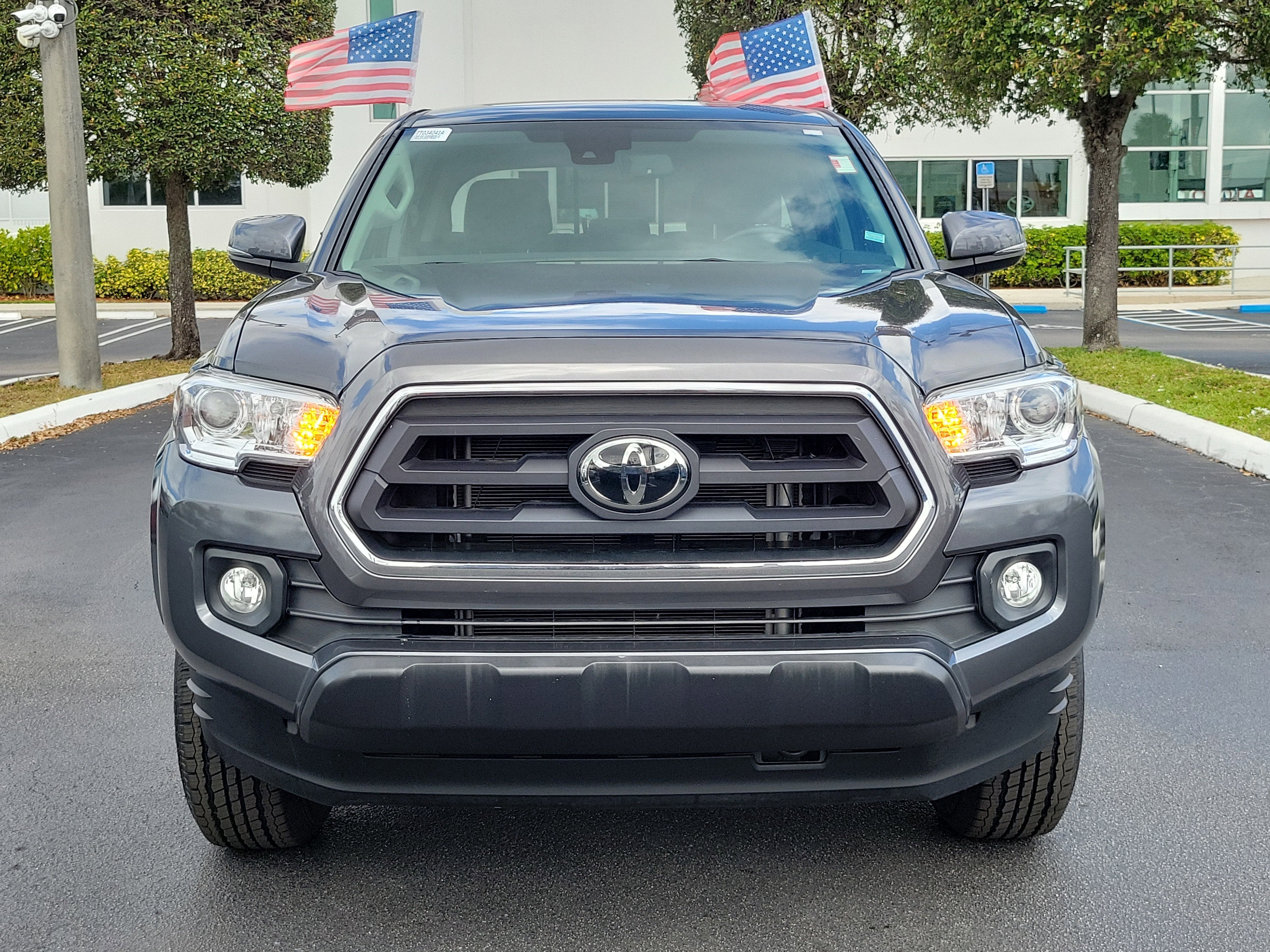 2022 Toyota Tacoma 2WD SR5