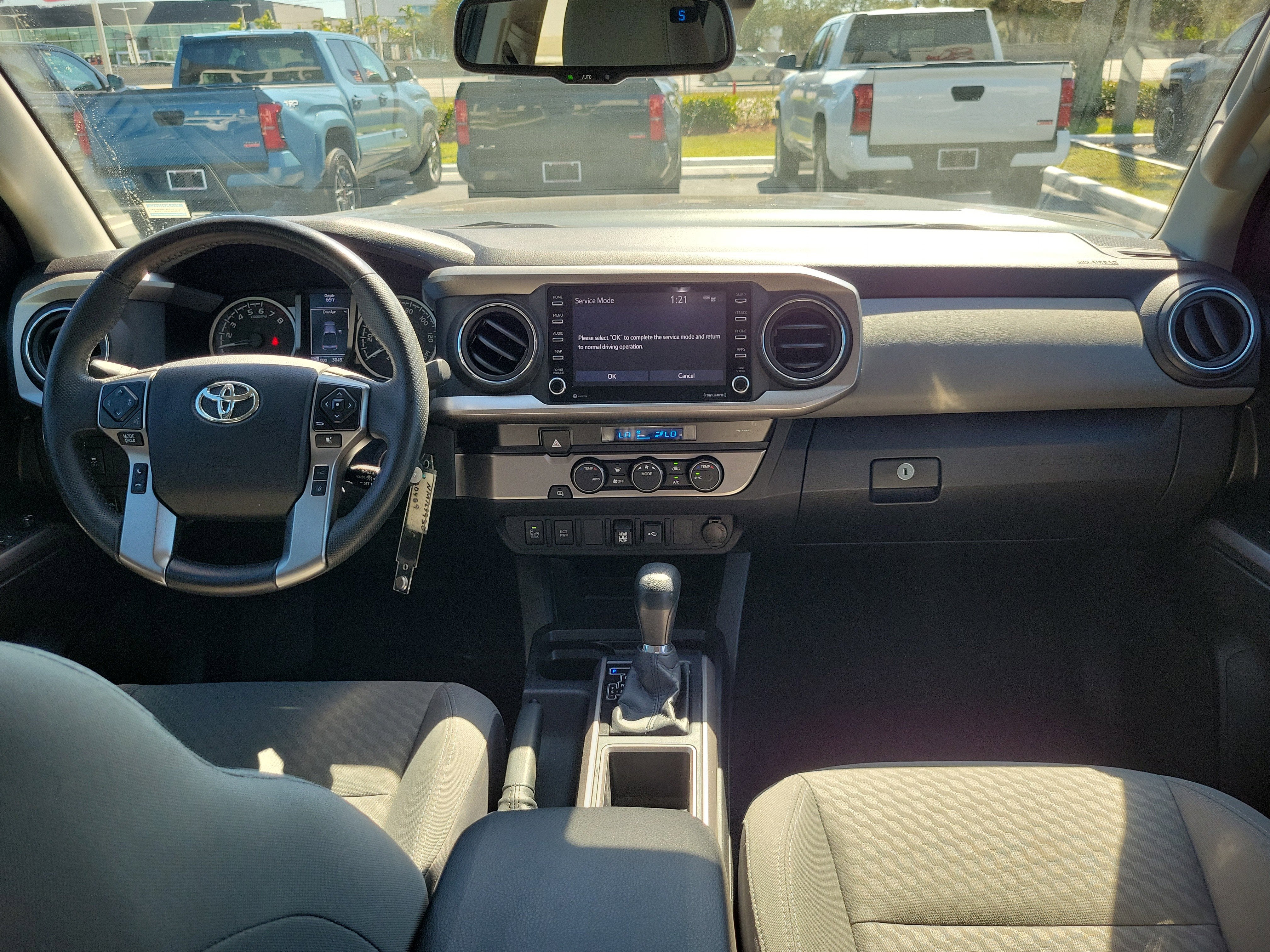 2022 Toyota Tacoma 2WD SR5