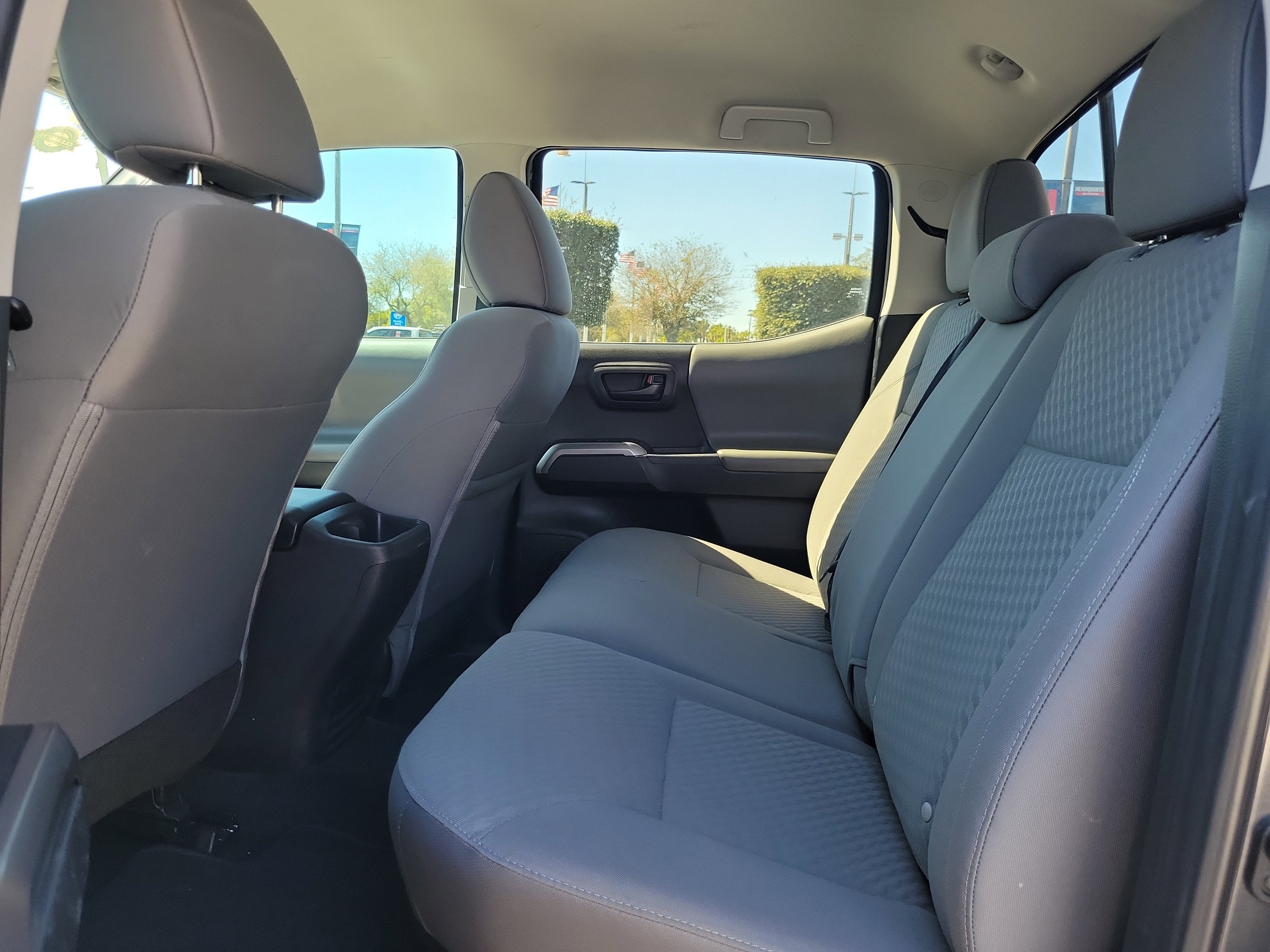 2022 Toyota Tacoma 2WD SR5