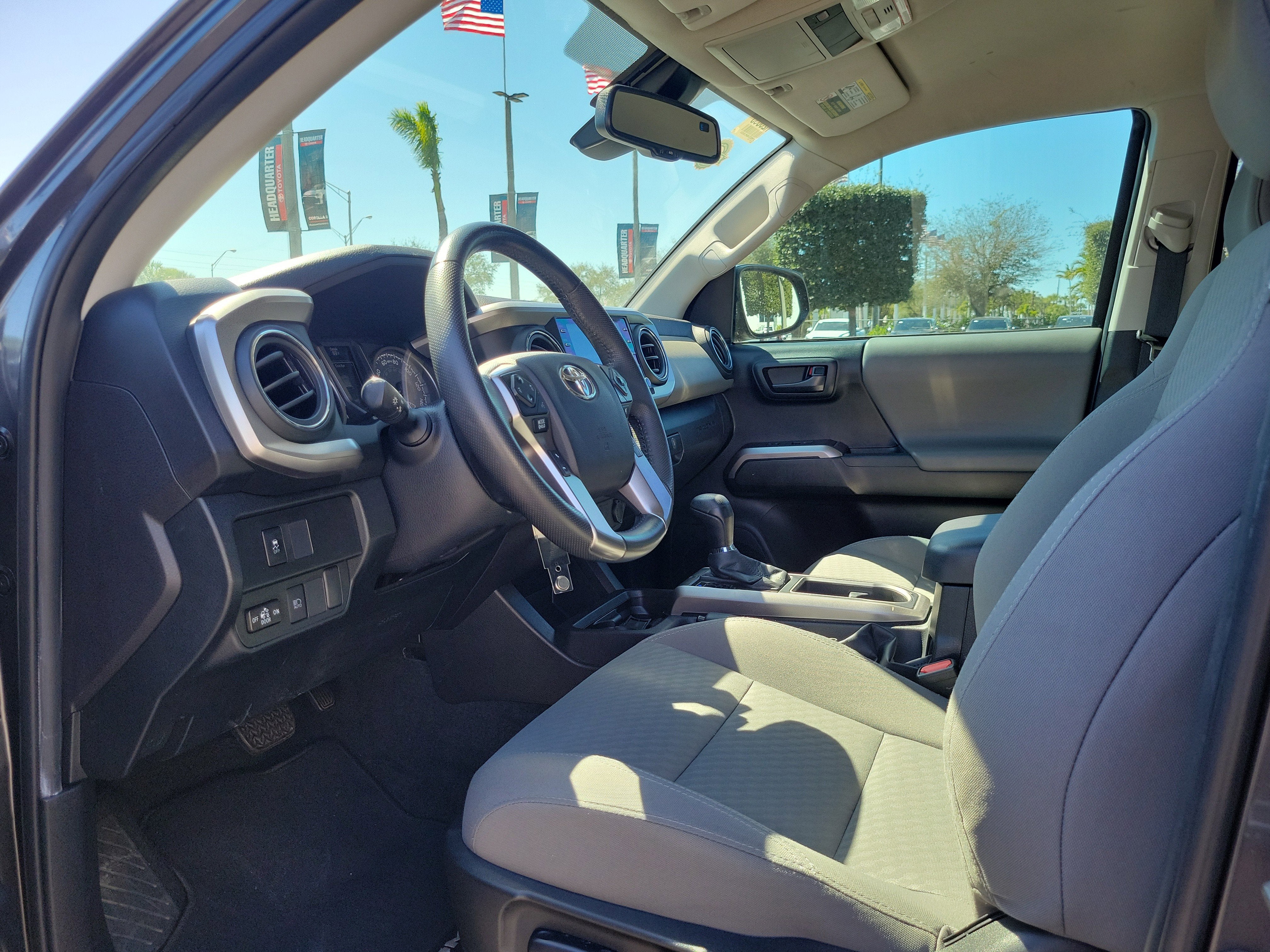 2022 Toyota Tacoma 2WD SR5