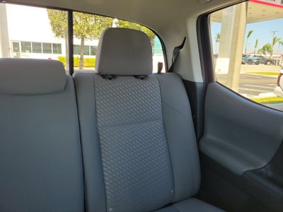 2022 Toyota Tacoma 2WD SR5