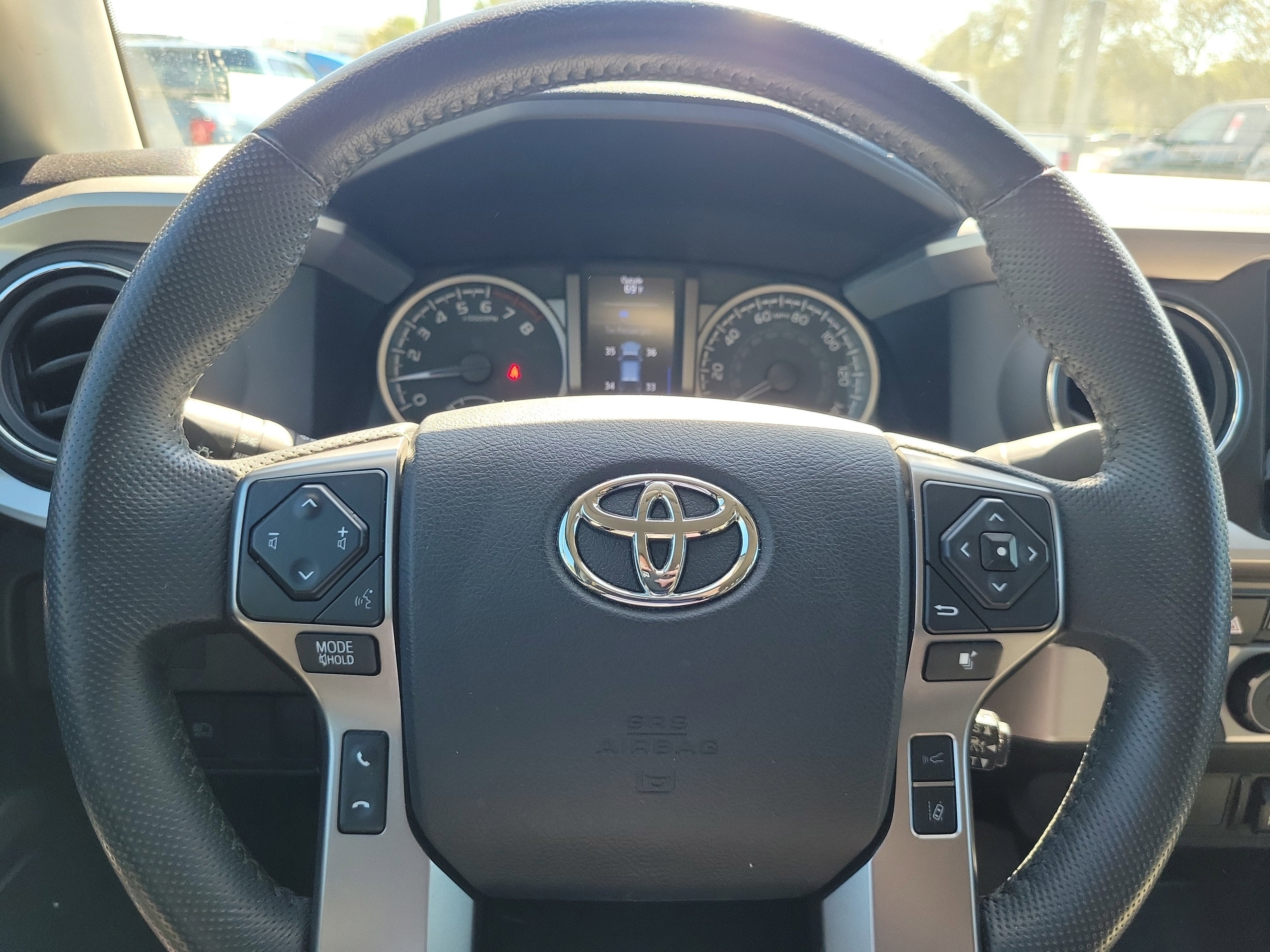 2022 Toyota Tacoma 2WD SR5