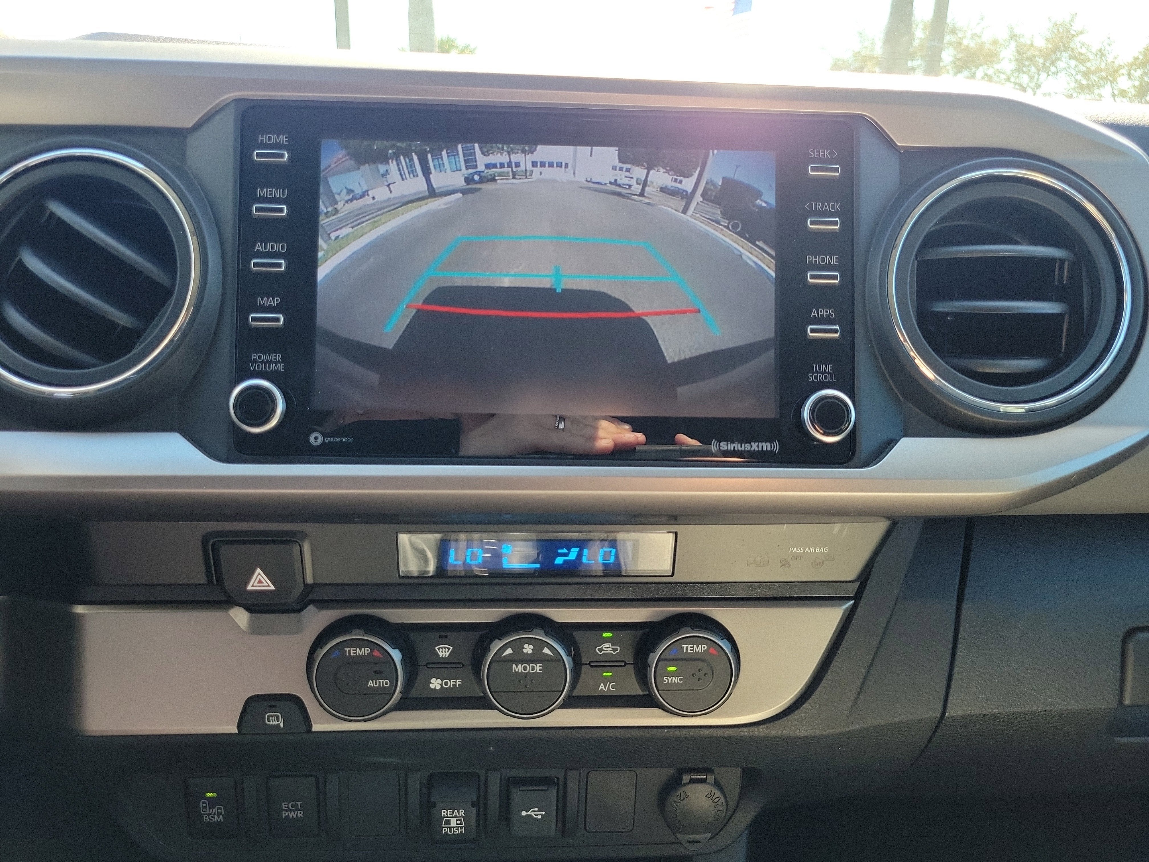 2022 Toyota Tacoma 2WD SR5