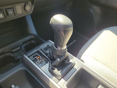 2022 Toyota Tacoma 2WD SR5