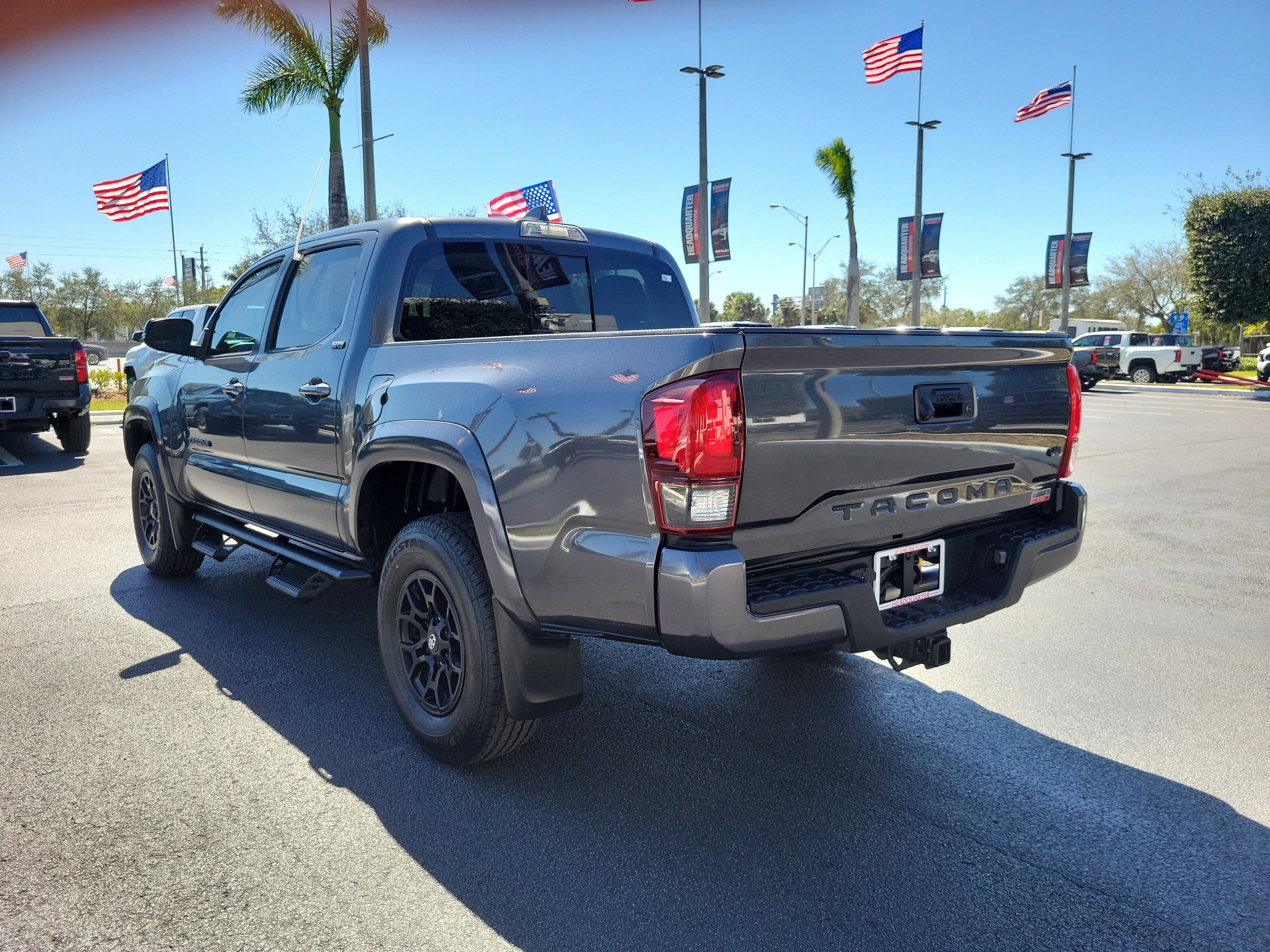 2022 Toyota Tacoma 2WD SR5