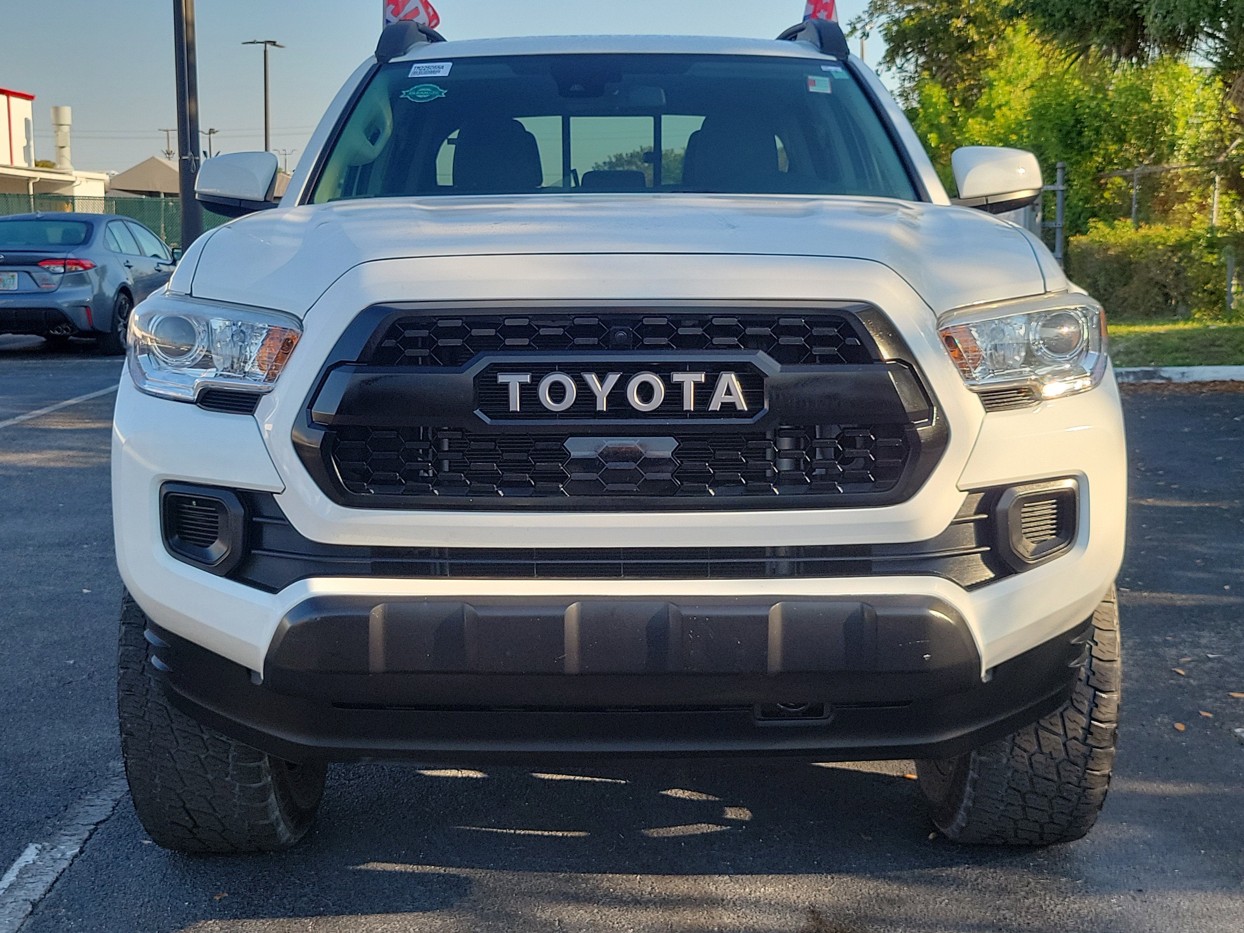 2022 Toyota Tacoma 4WD SR