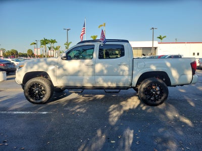 2022 Toyota Tacoma 4WD SR