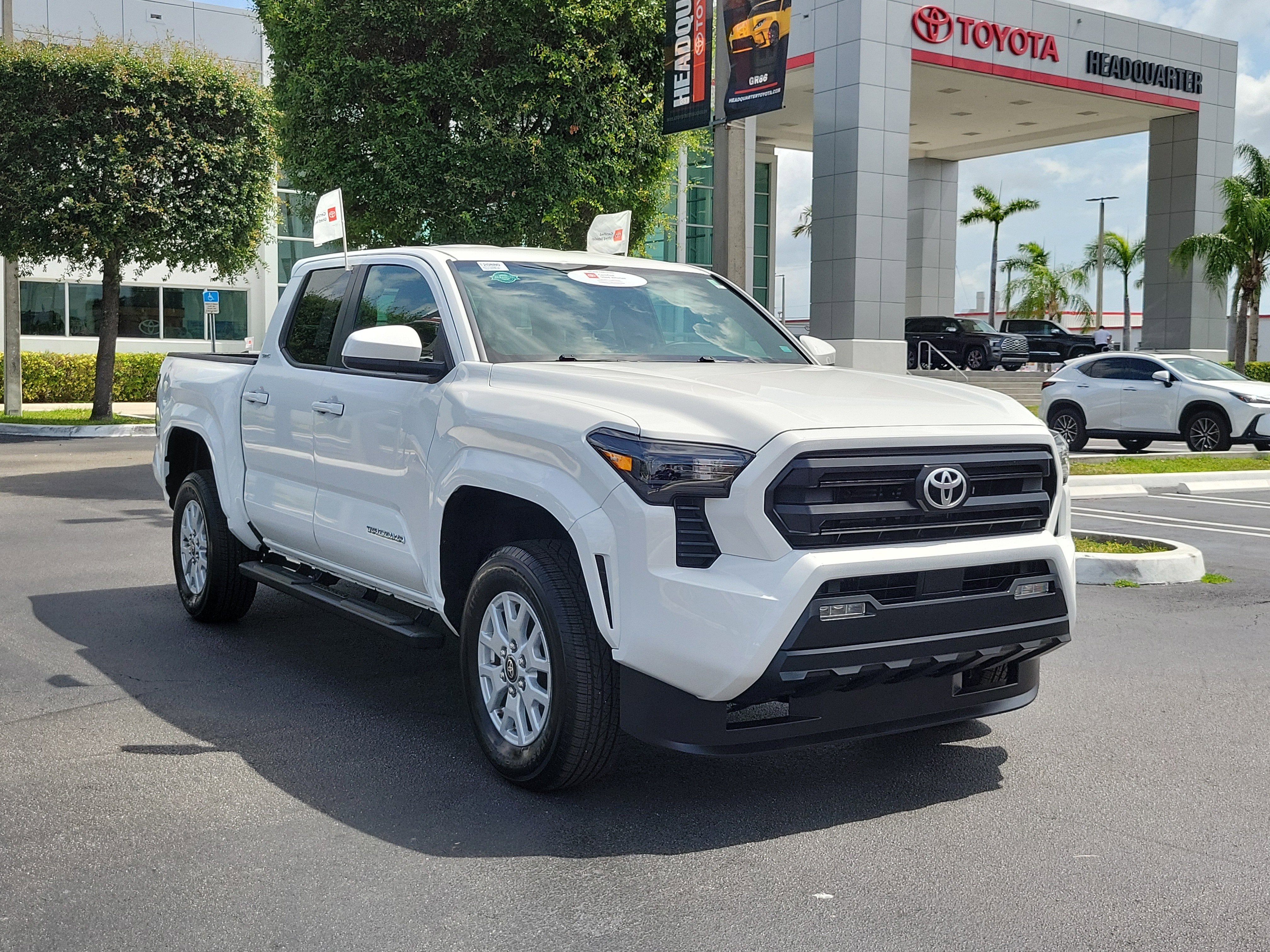 2025 Toyota Tacoma 2WD SR5