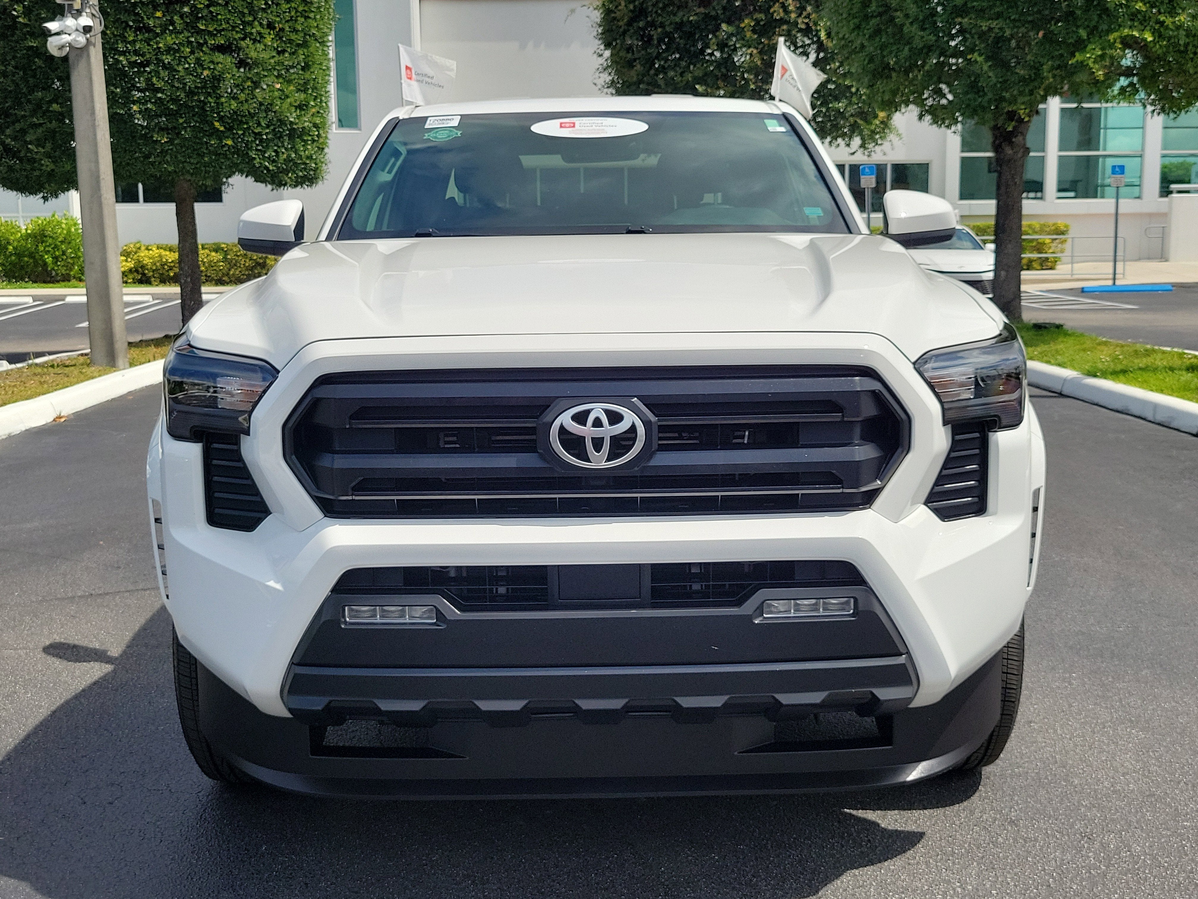 2025 Toyota Tacoma 2WD SR5