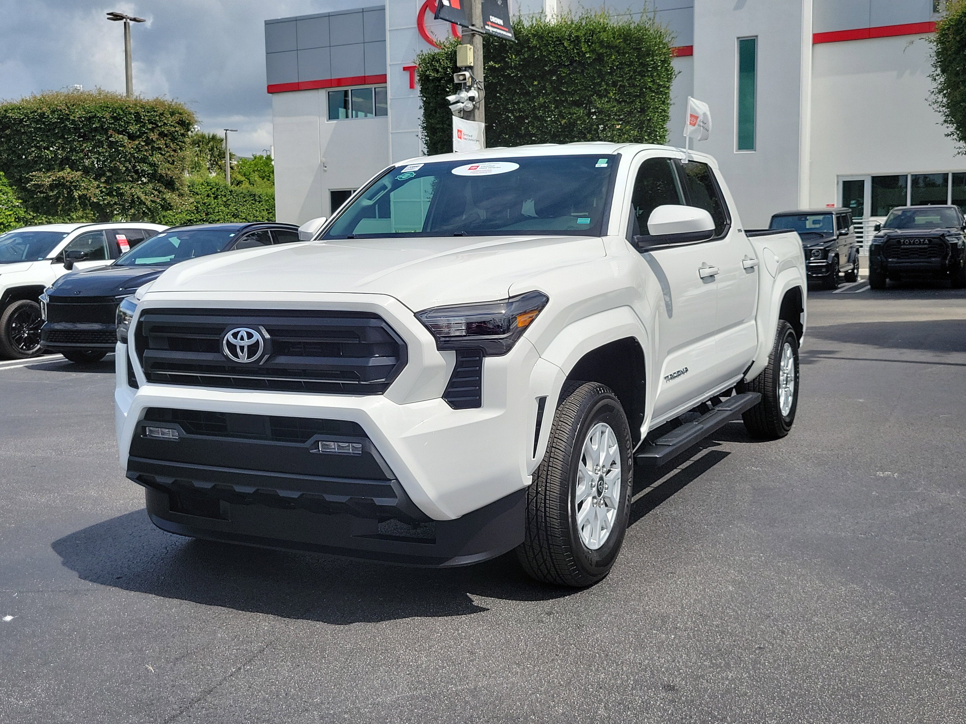 2025 Toyota Tacoma 2WD SR5