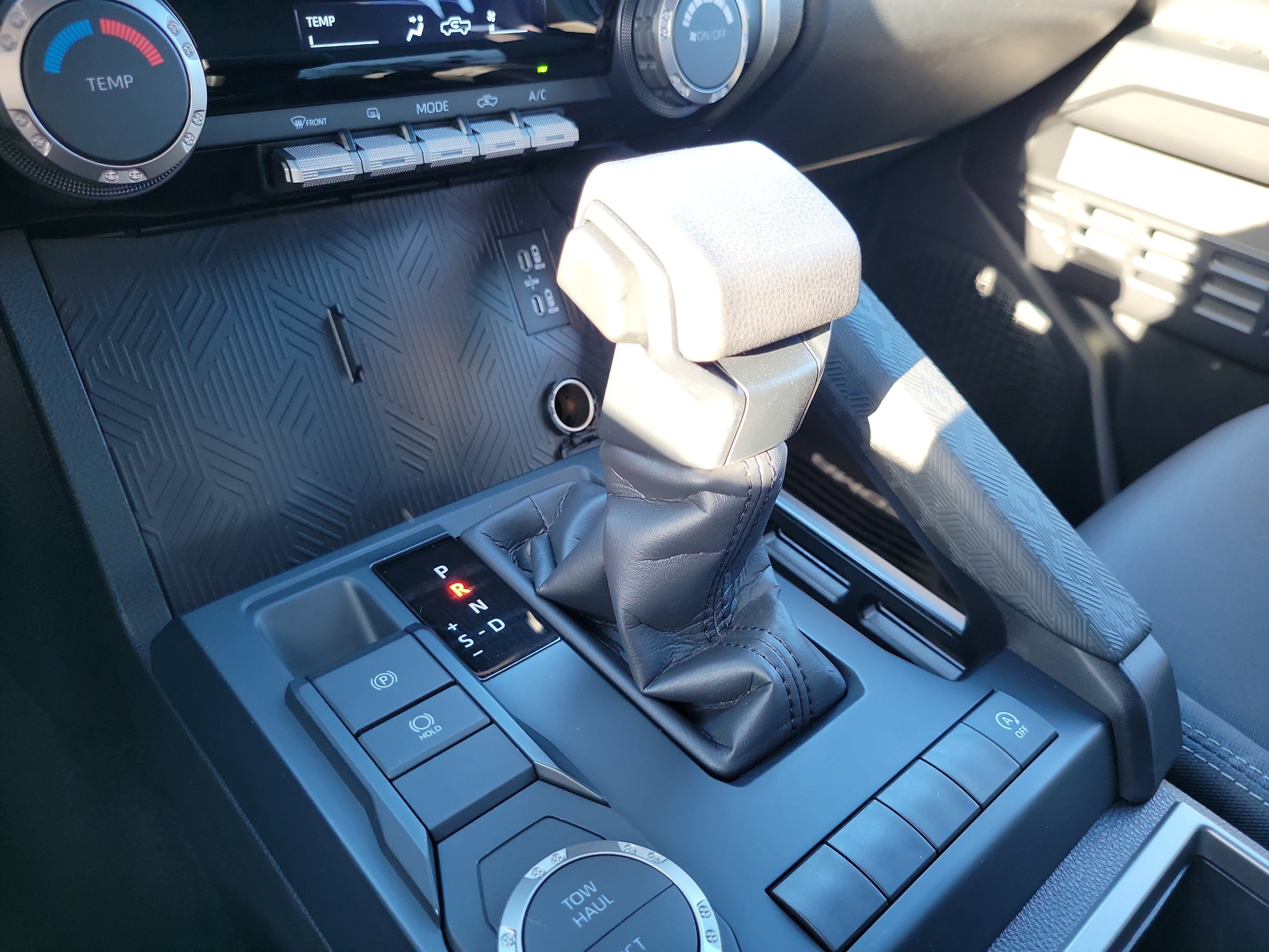 2025 Toyota Tacoma 2WD SR5