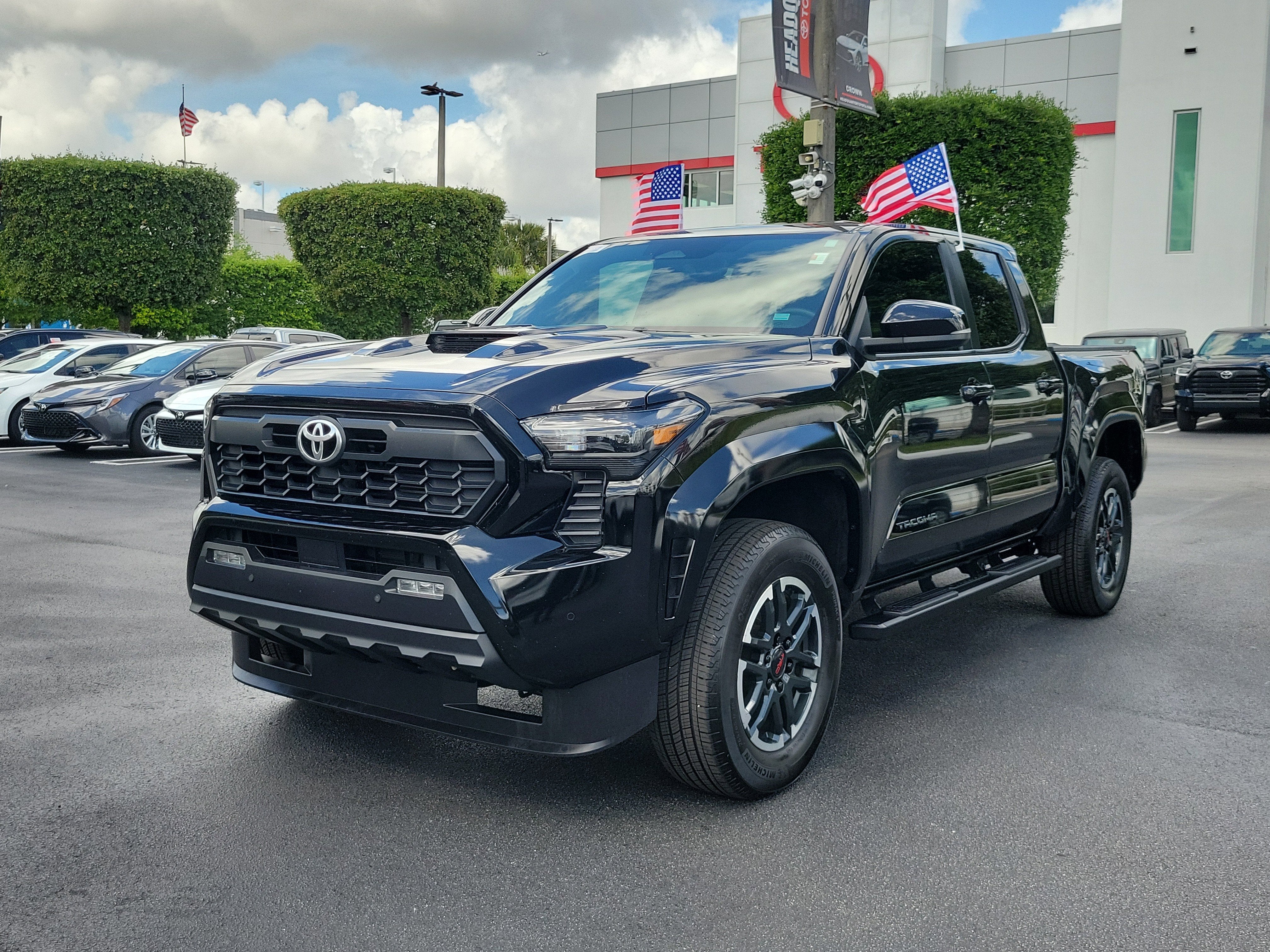 2024 Toyota Tacoma 4WD SR5