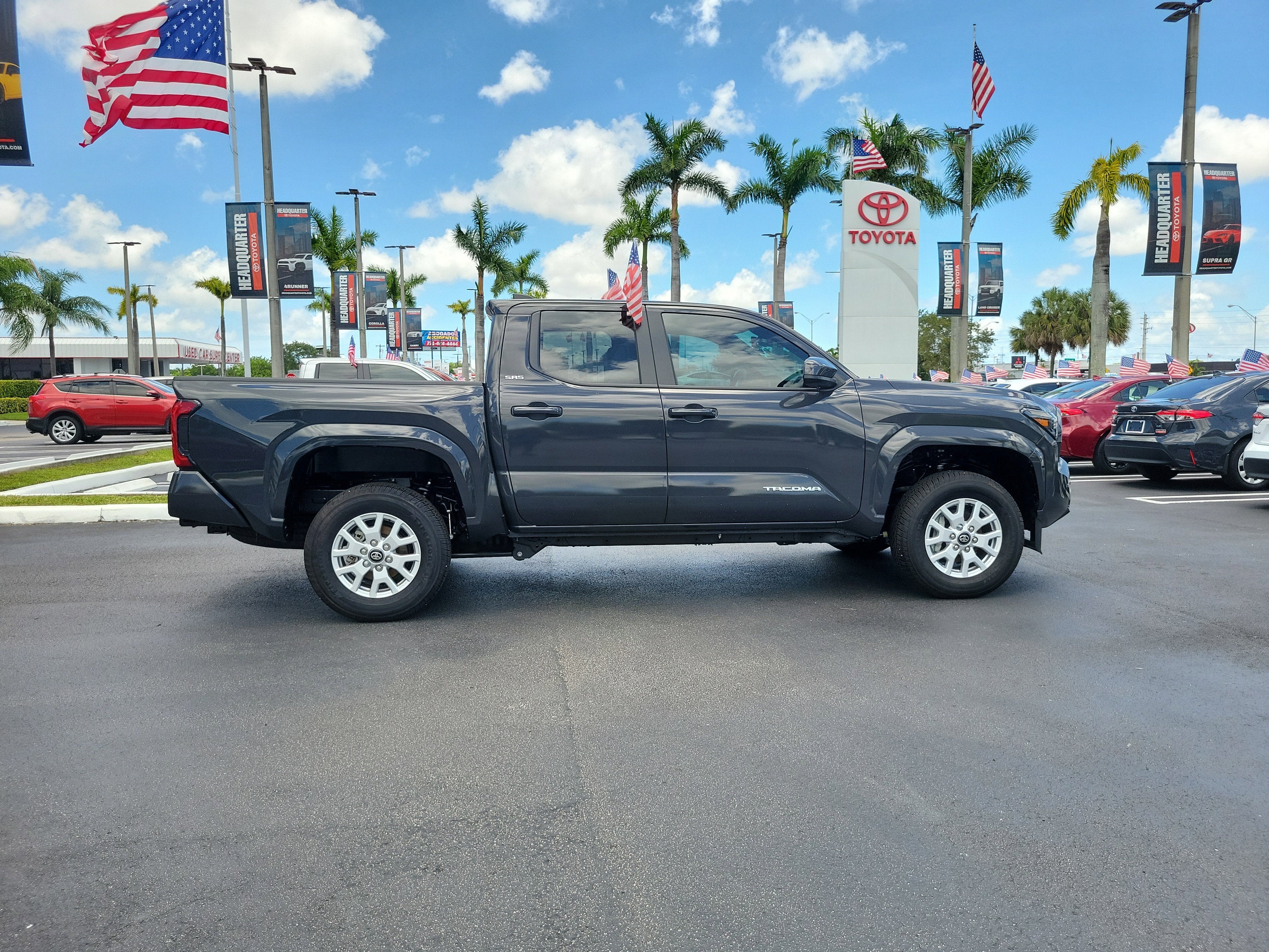 2025 Toyota Tacoma 4WD SR5