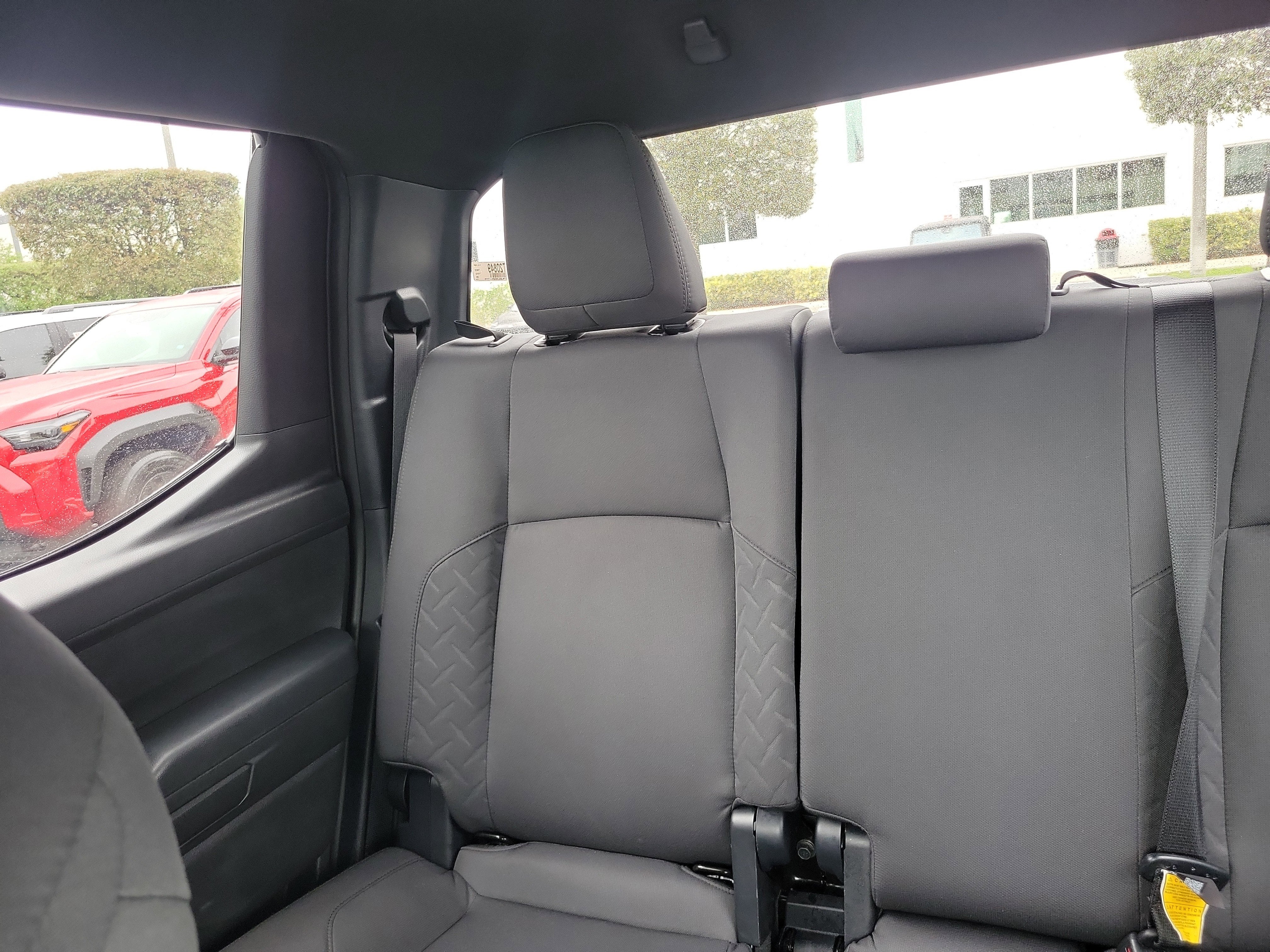 2025 Toyota Tacoma 4WD SR5