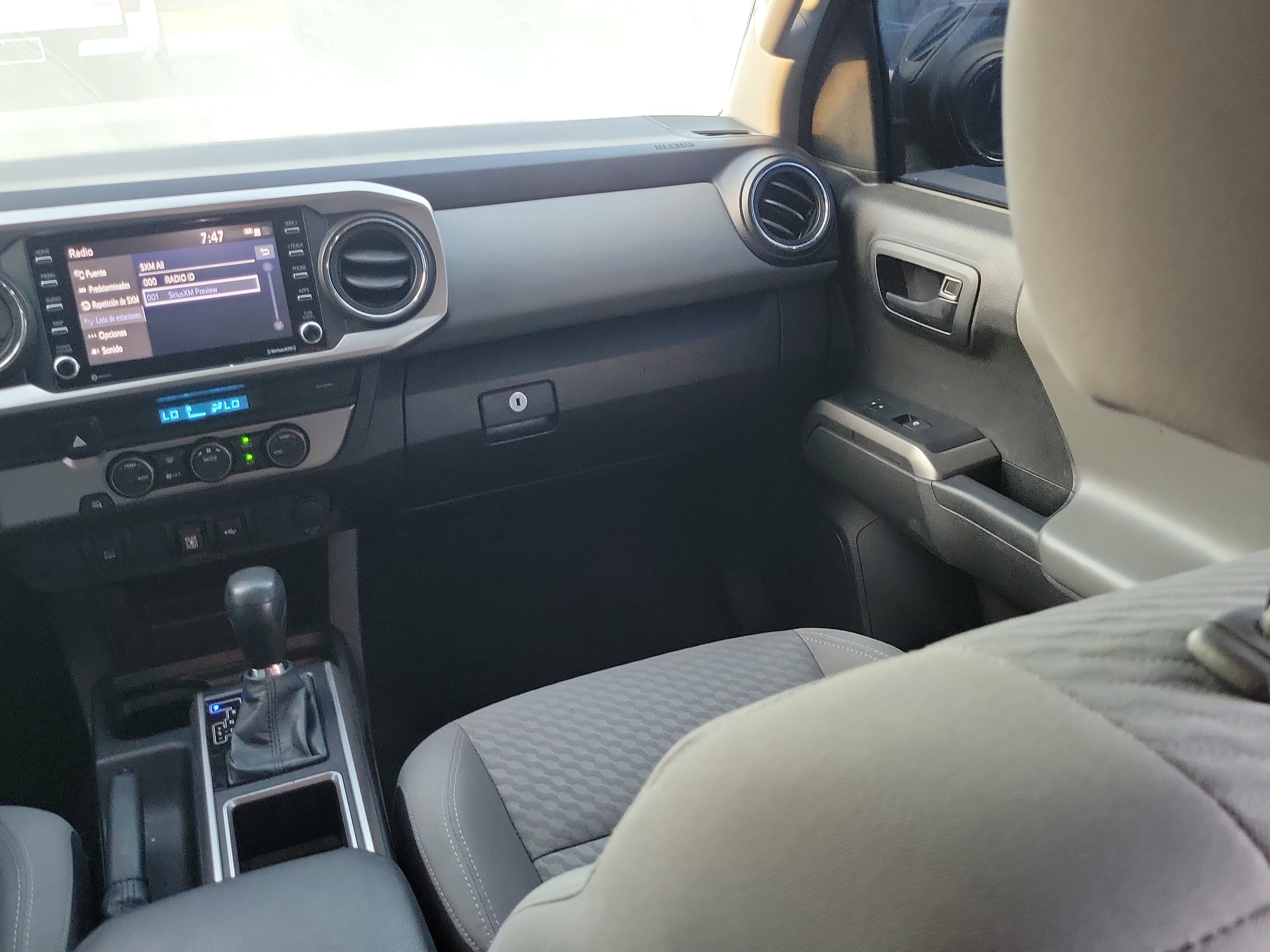 2022 Toyota Tacoma 2WD SR5