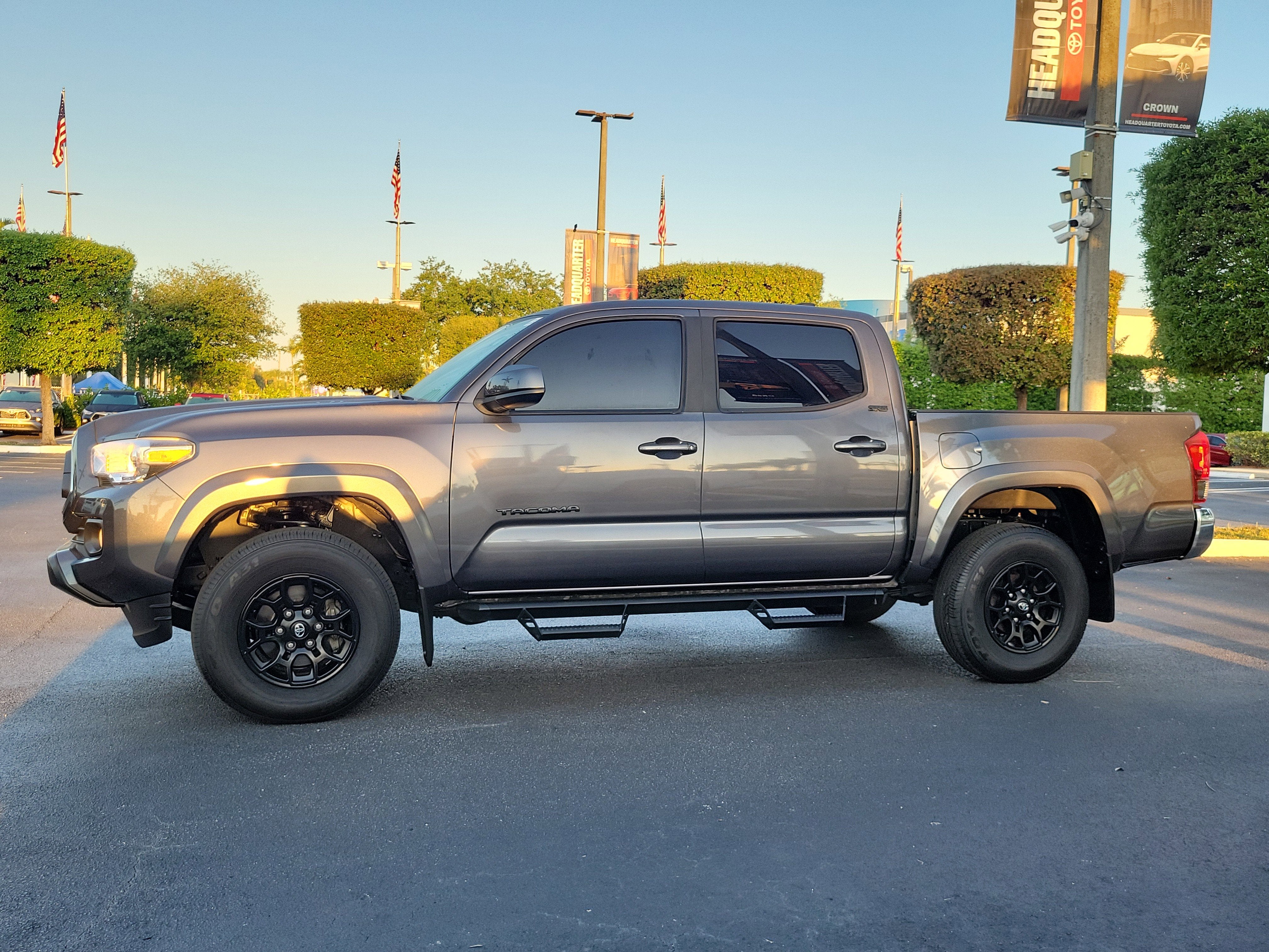 2022 Toyota Tacoma 2WD SR5