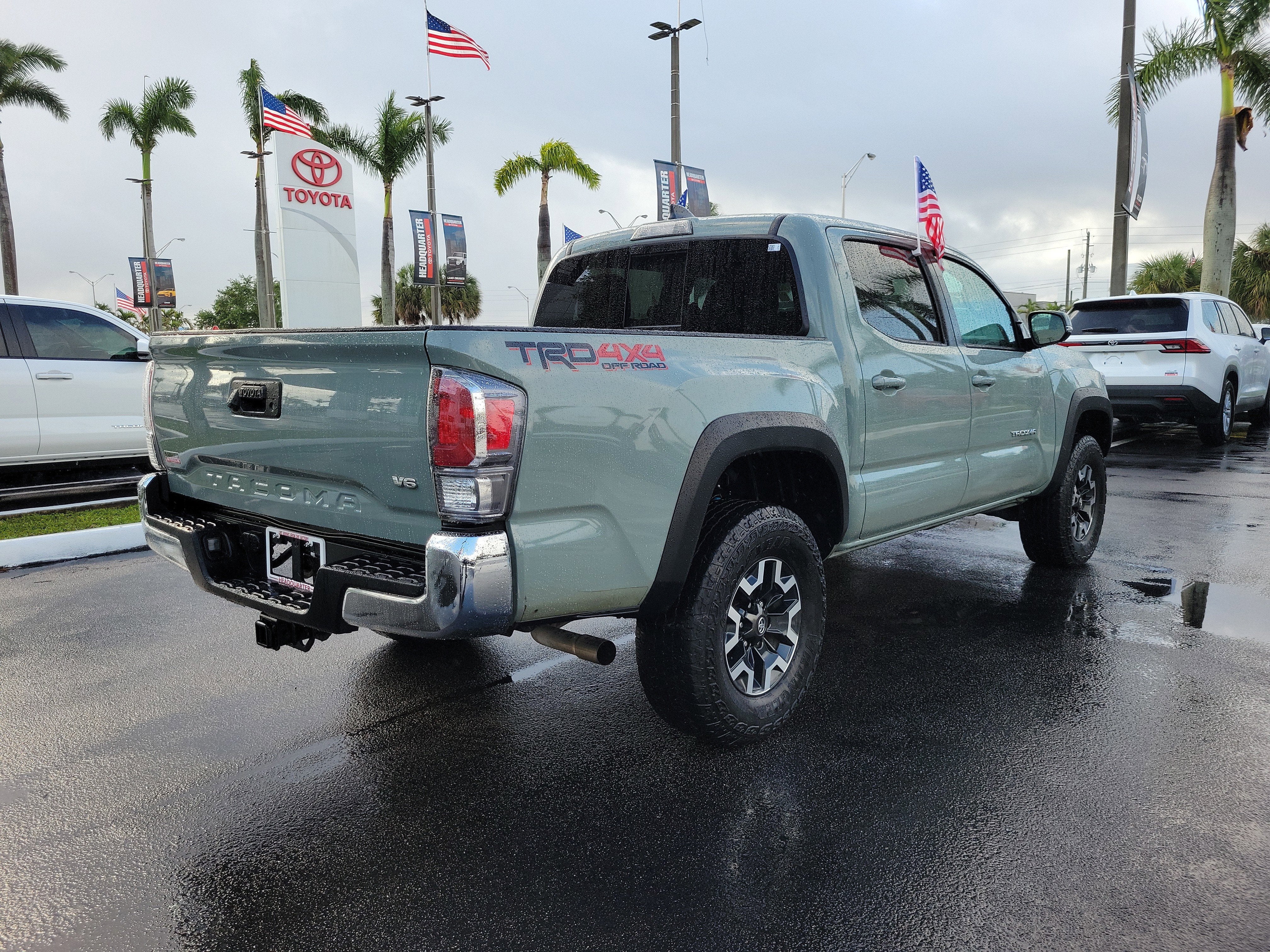 2022 Toyota Tacoma 4WD SR