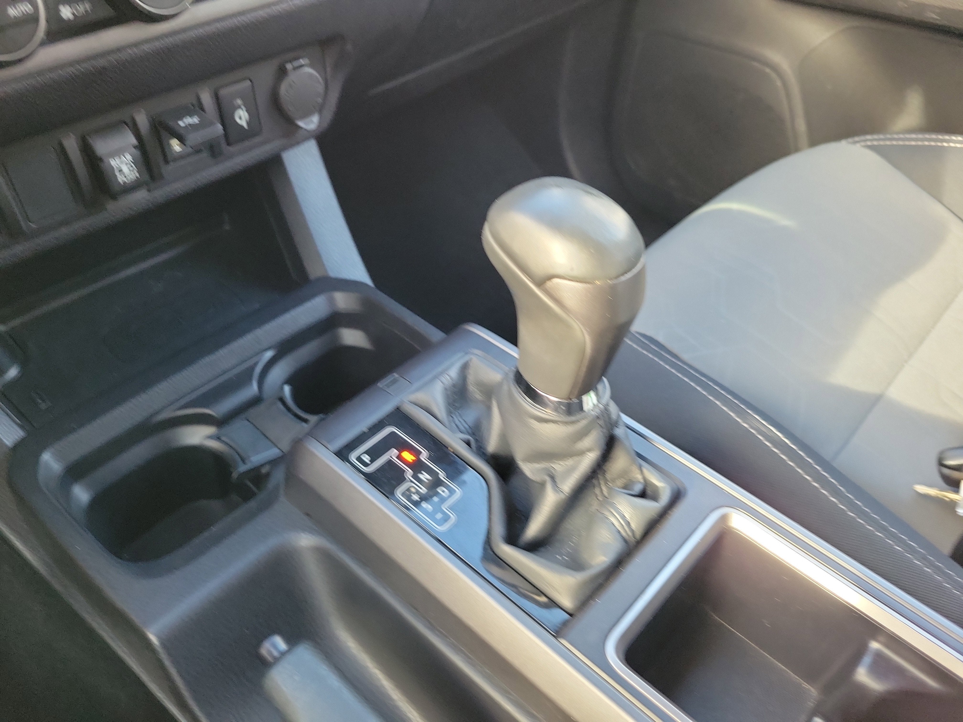 2022 Toyota Tacoma 4WD SR