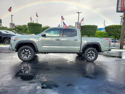 2022 Toyota Tacoma 4WD SR