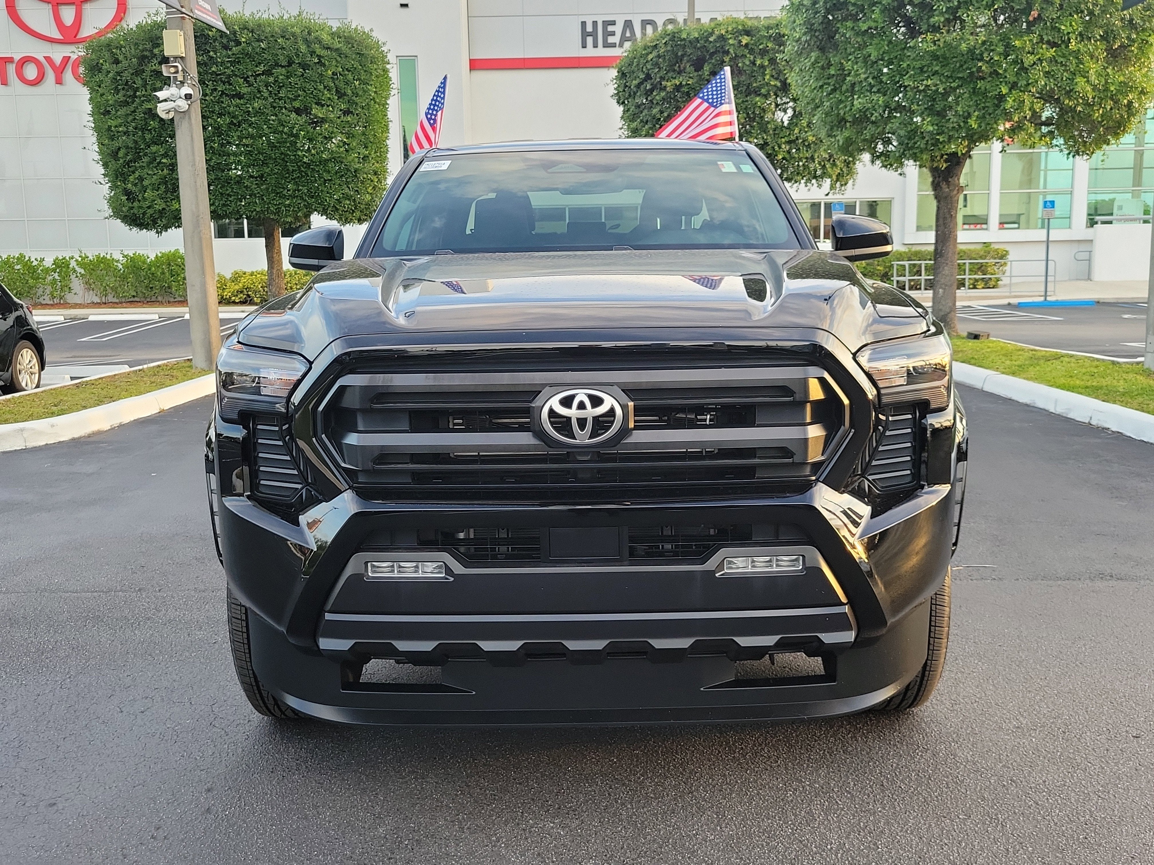 2025 Toyota Tacoma 2WD SR5