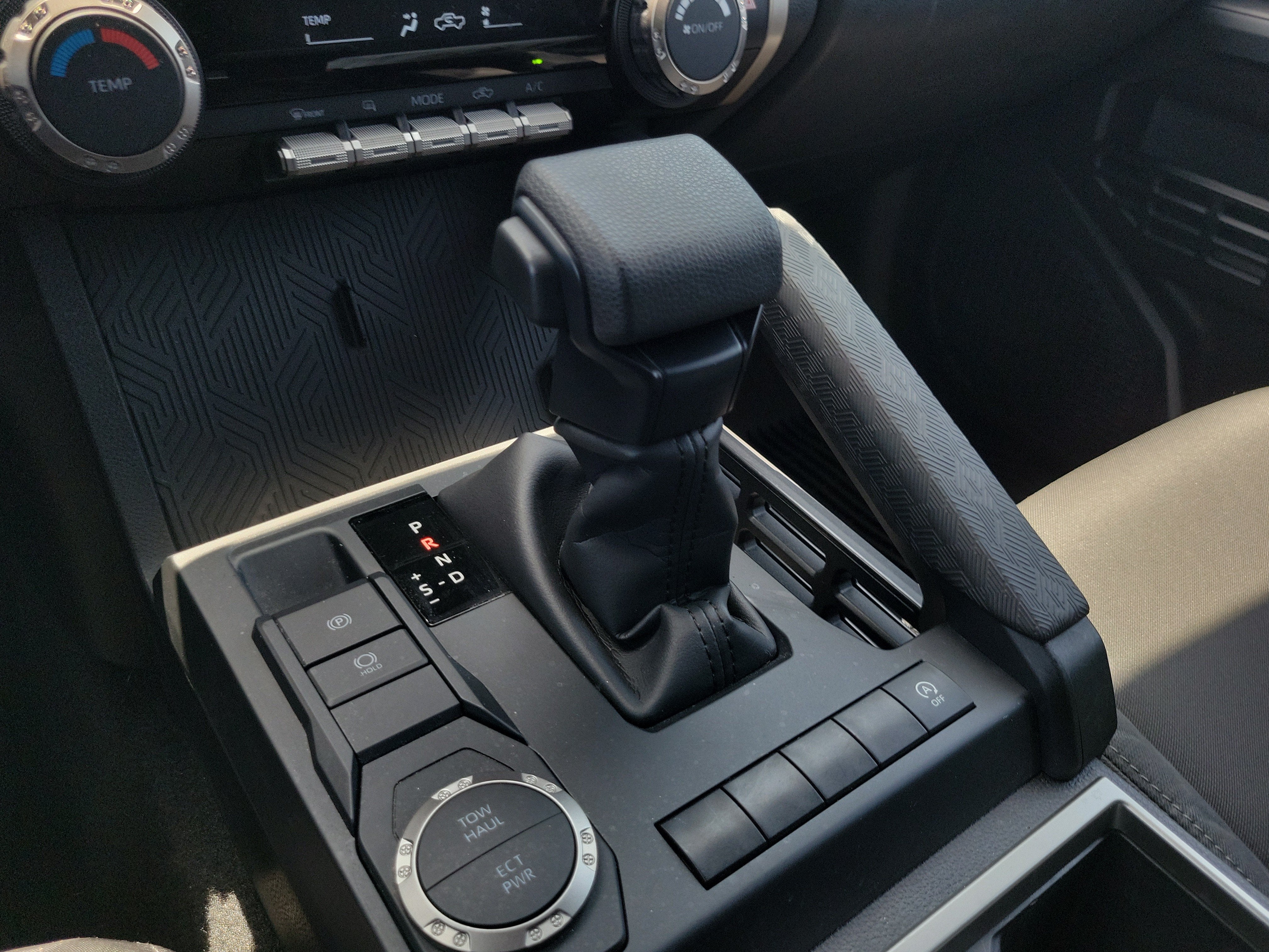 2024 Toyota Tacoma 2WD SR5
