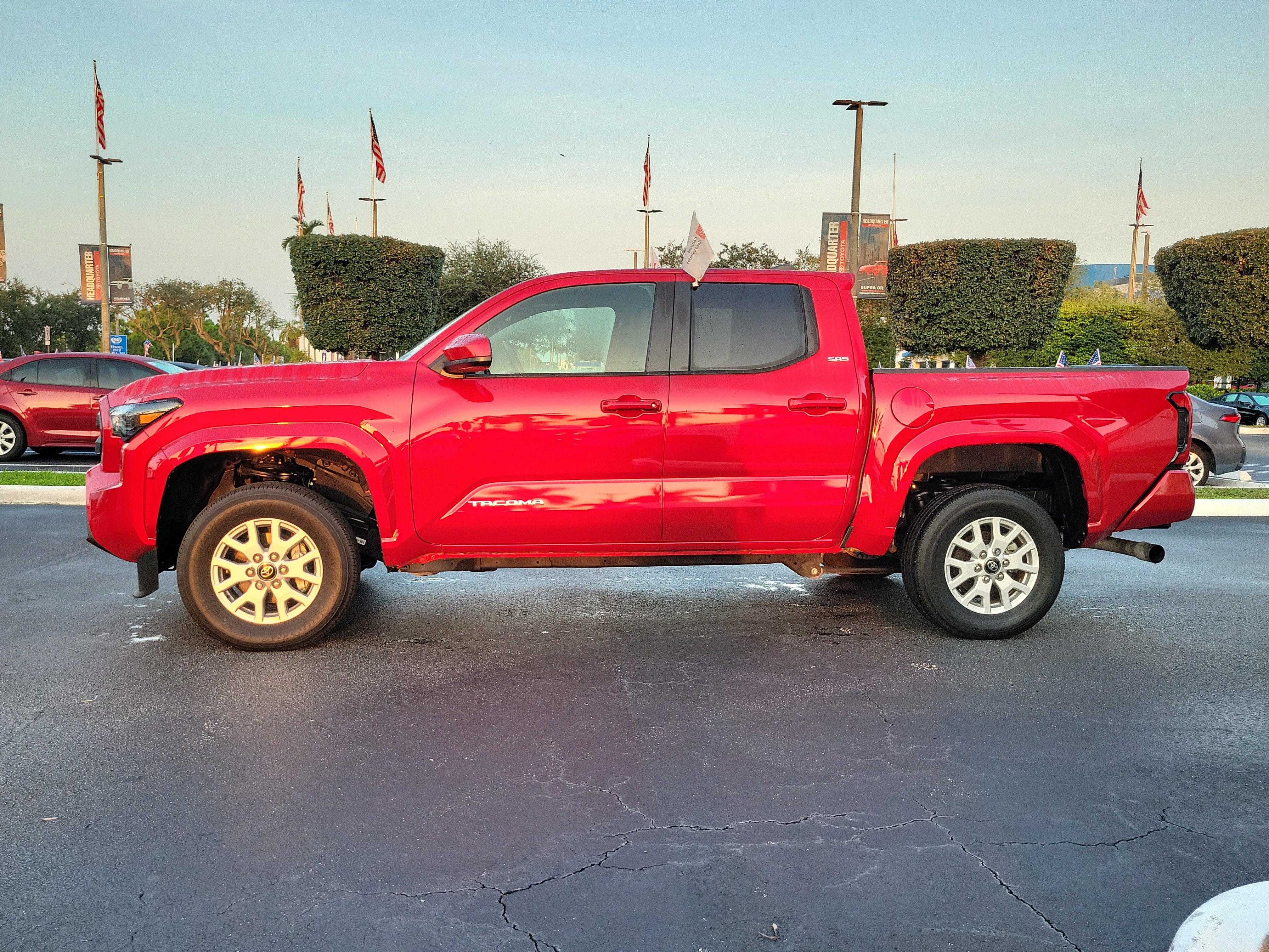 2025 Toyota Tacoma 4WD SR5