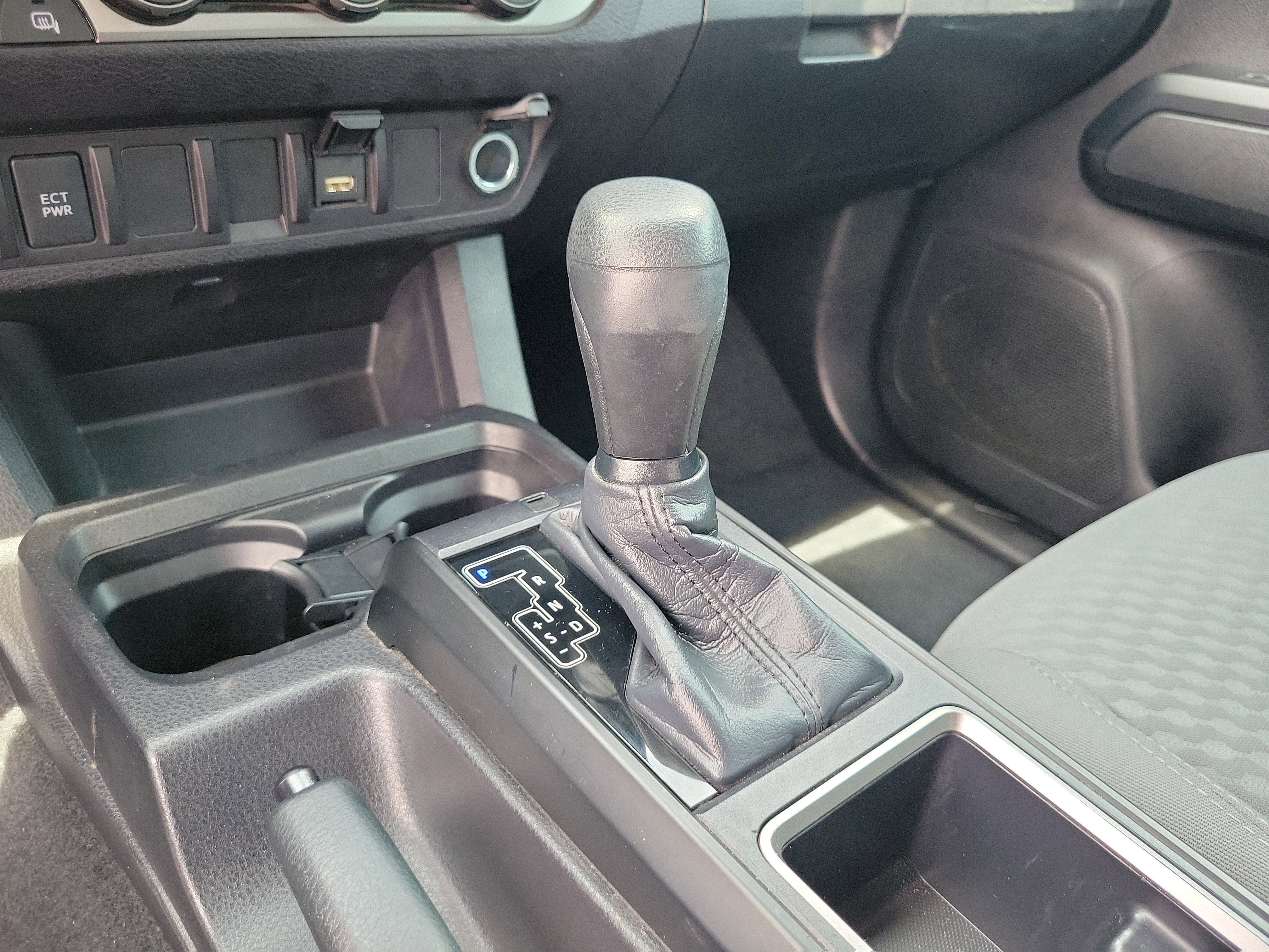 2023 Toyota Tacoma 2WD SR