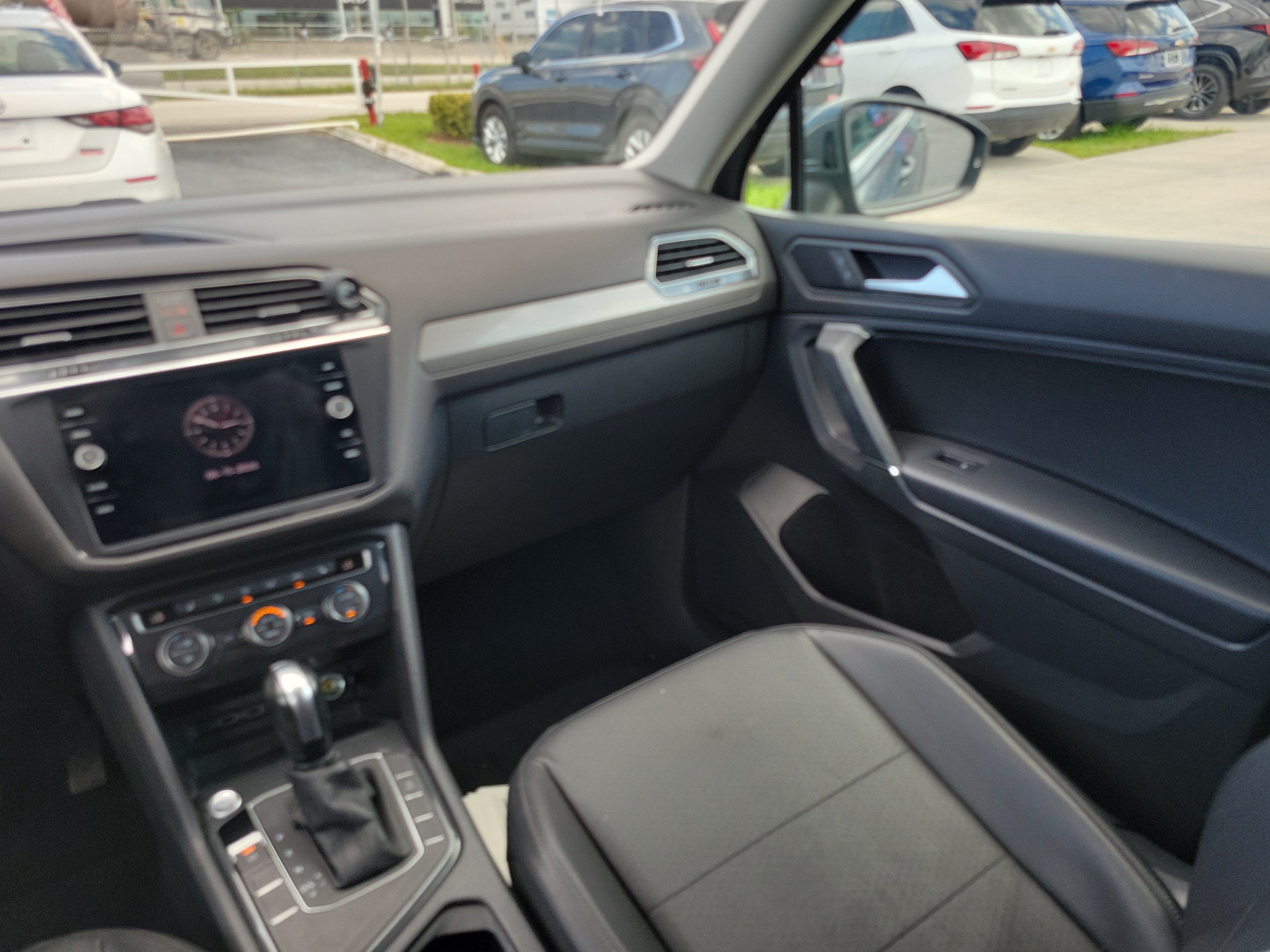2020 Volkswagen Tiguan SE