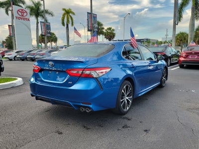 2018 Toyota Camry SE