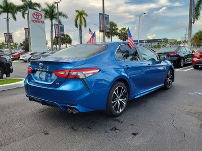 2018 Toyota Camry SE