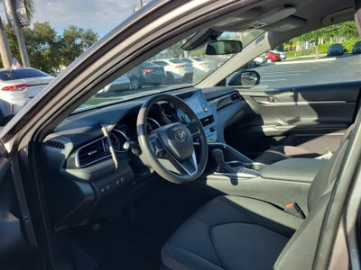 2022 Toyota Camry LE