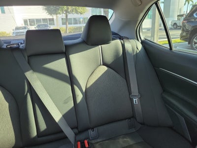 2022 Toyota Camry LE