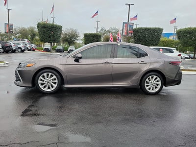 2022 Toyota Camry LE