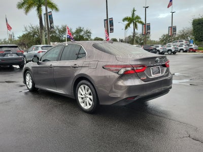 2022 Toyota Camry LE