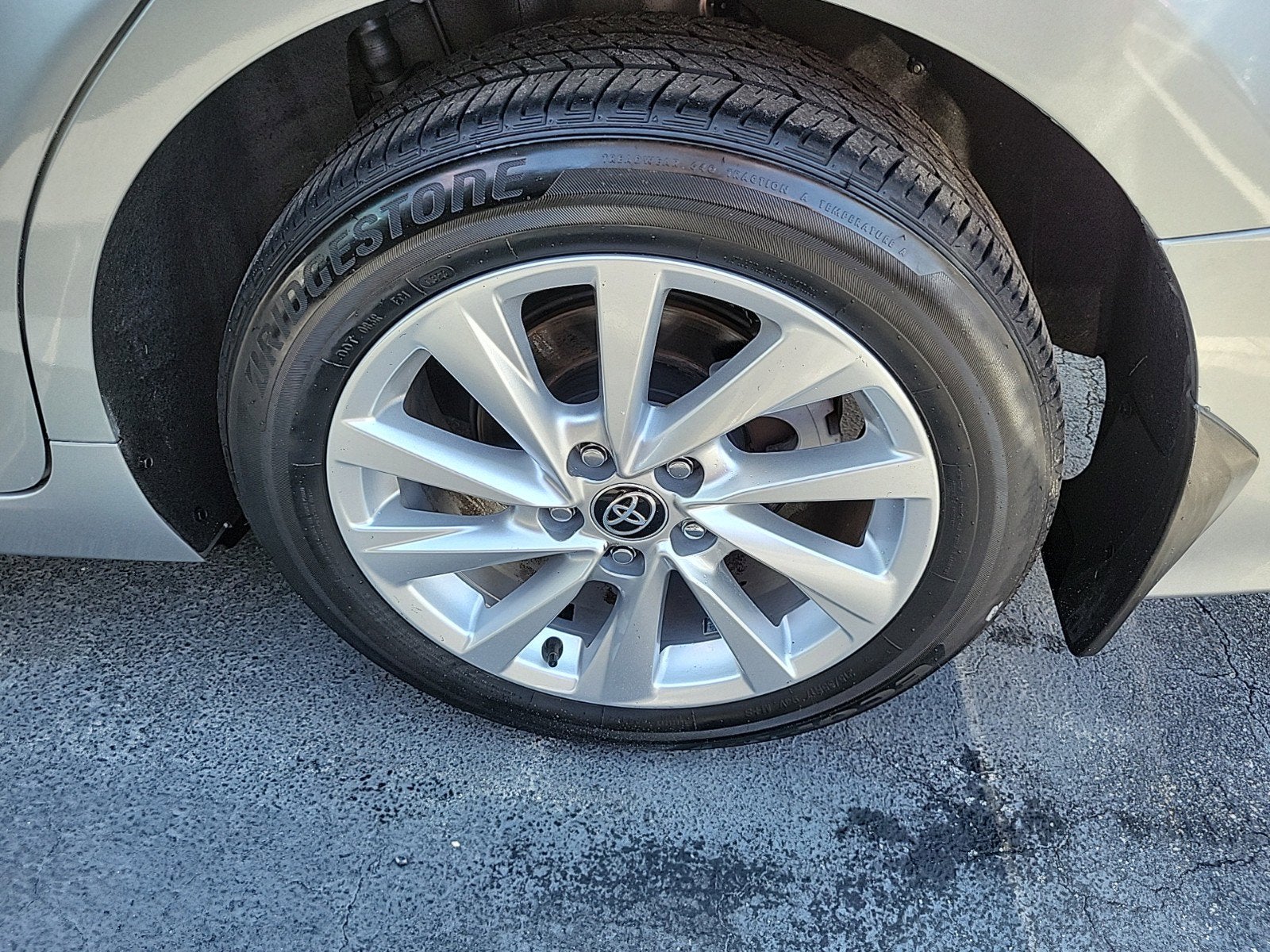 2023 Toyota Camry LE