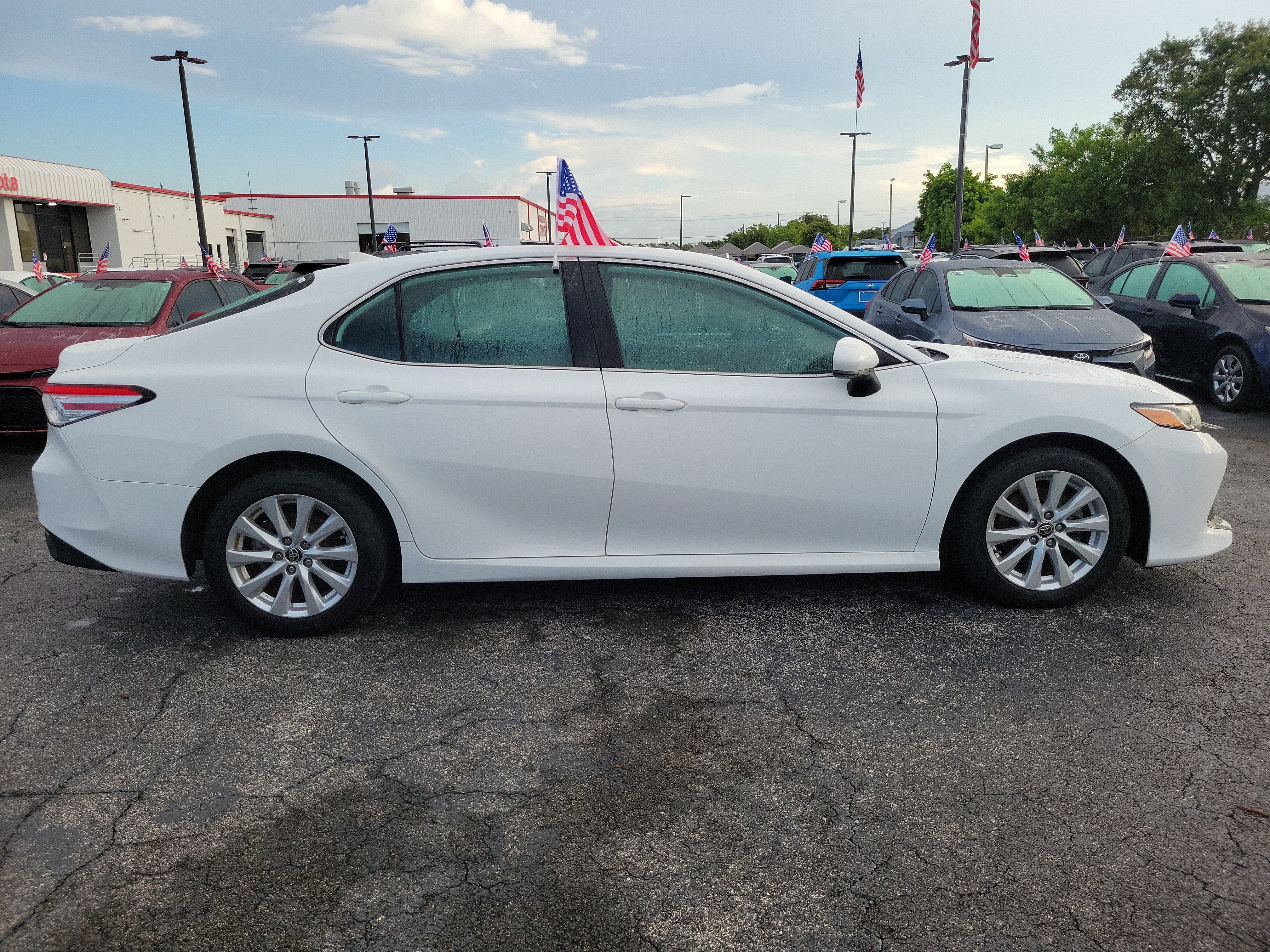 2020 Toyota Camry LE