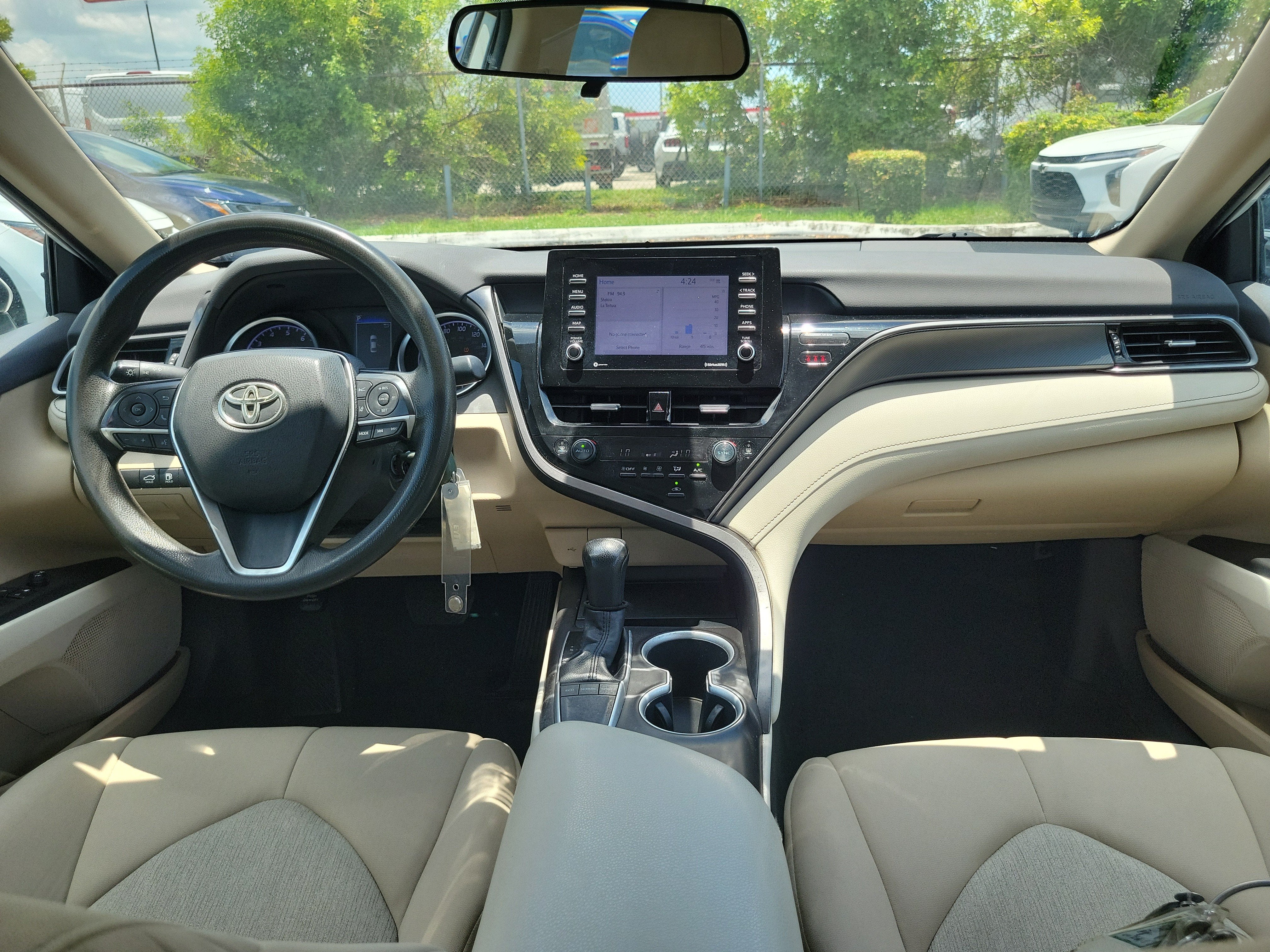 2022 Toyota Camry LE