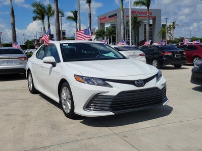 2022 Toyota Camry LE