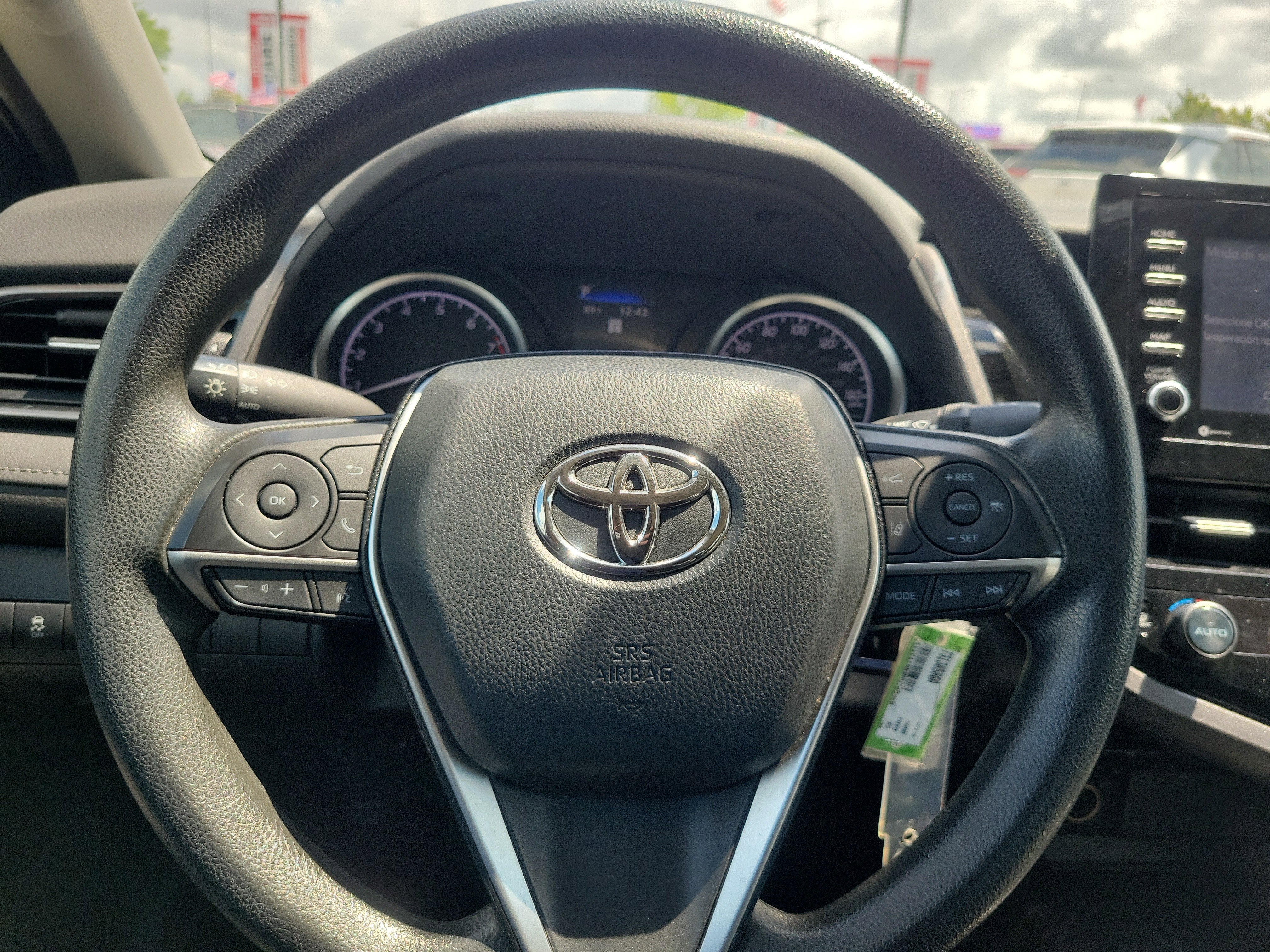 2022 Toyota Camry LE