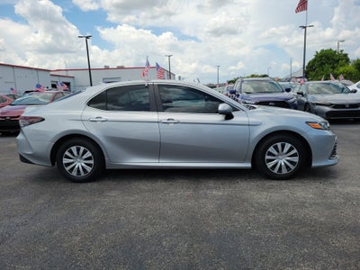 2021 Toyota Camry Hybrid LE