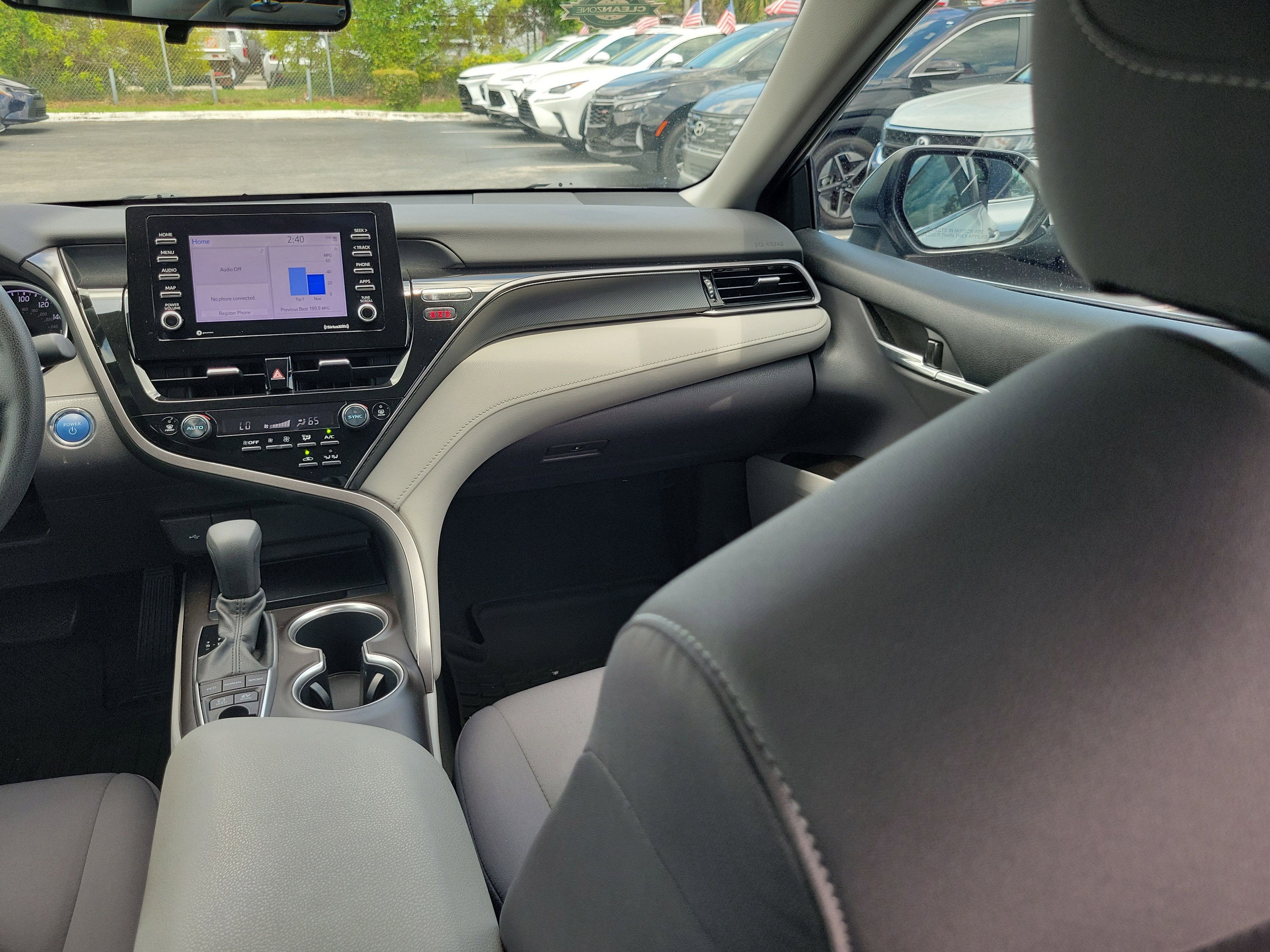 2021 Toyota Camry Hybrid LE