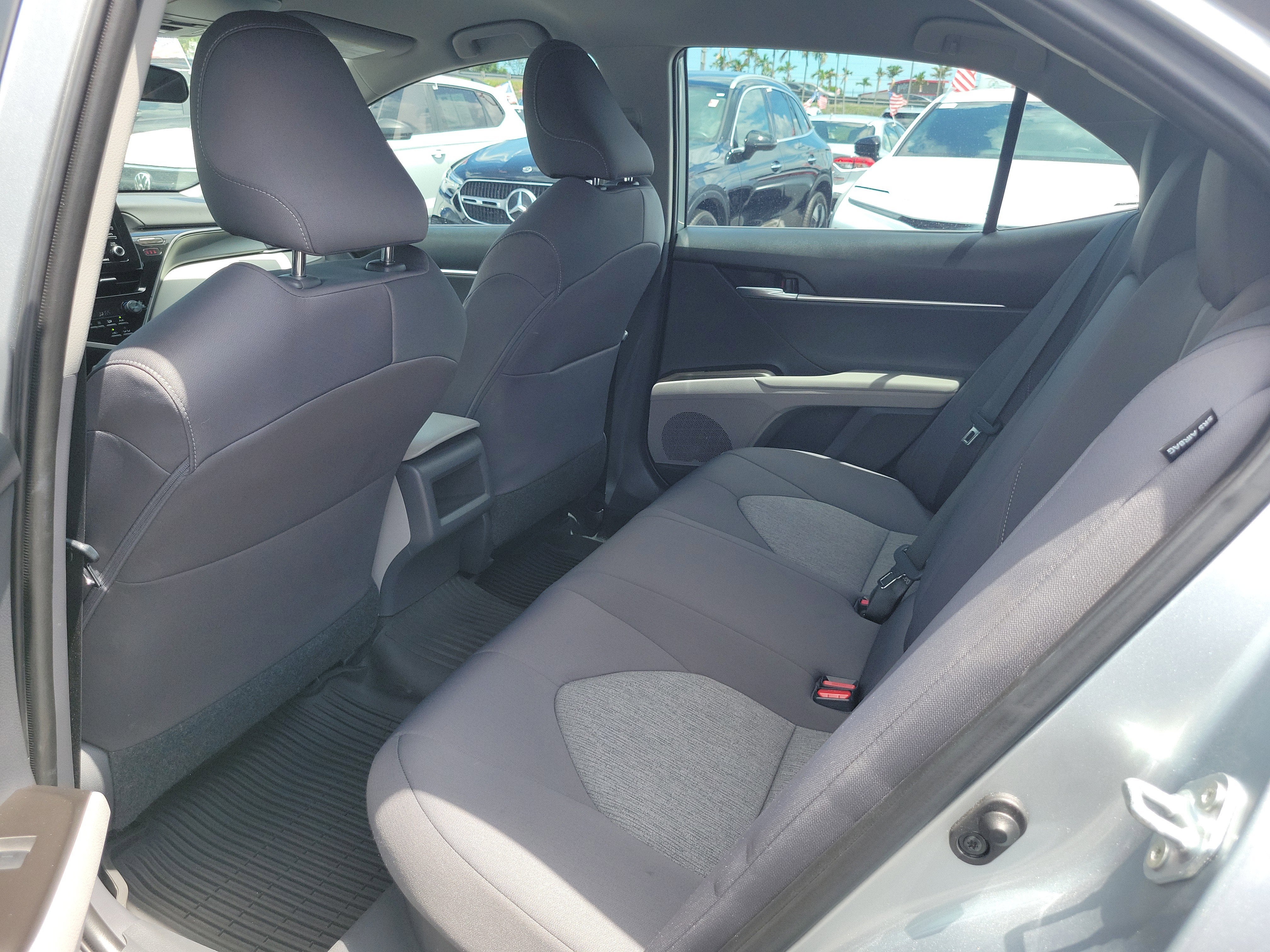 2021 Toyota Camry Hybrid LE