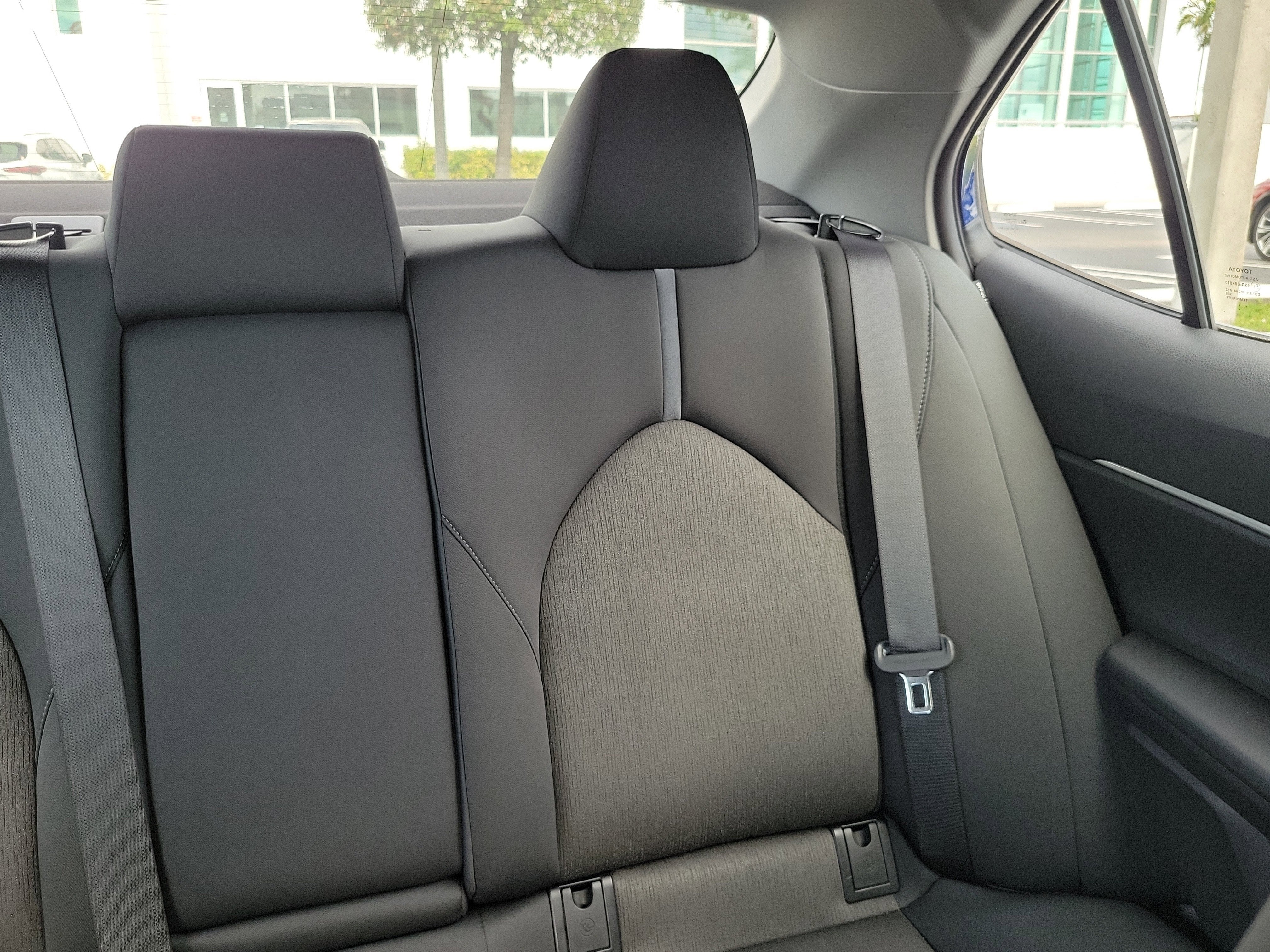 2023 Toyota Camry Hybrid LE