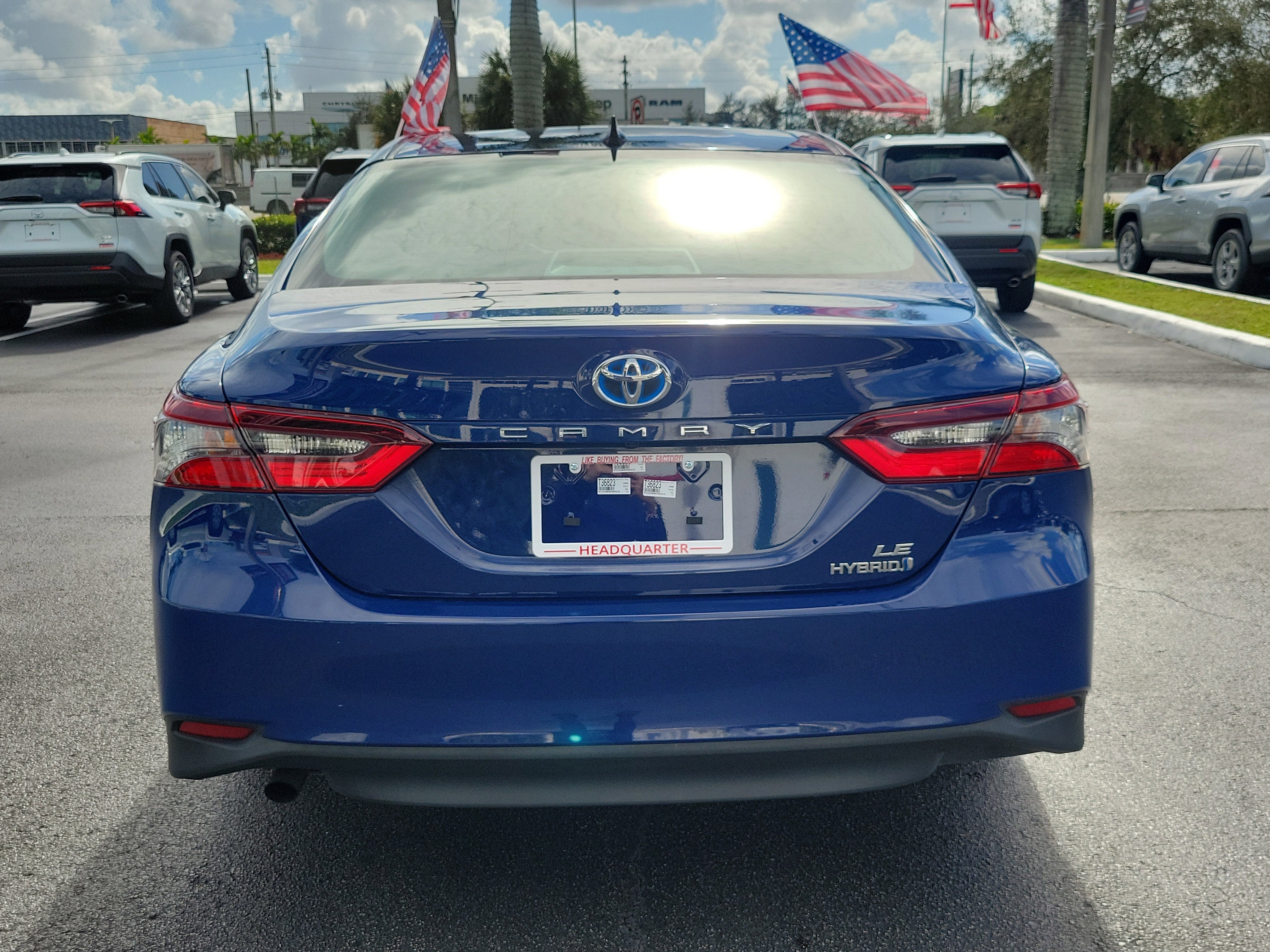 2023 Toyota Camry Hybrid LE
