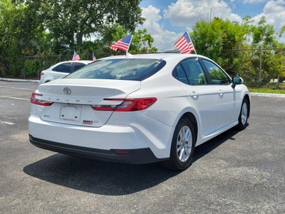 2025 Toyota Camry LE