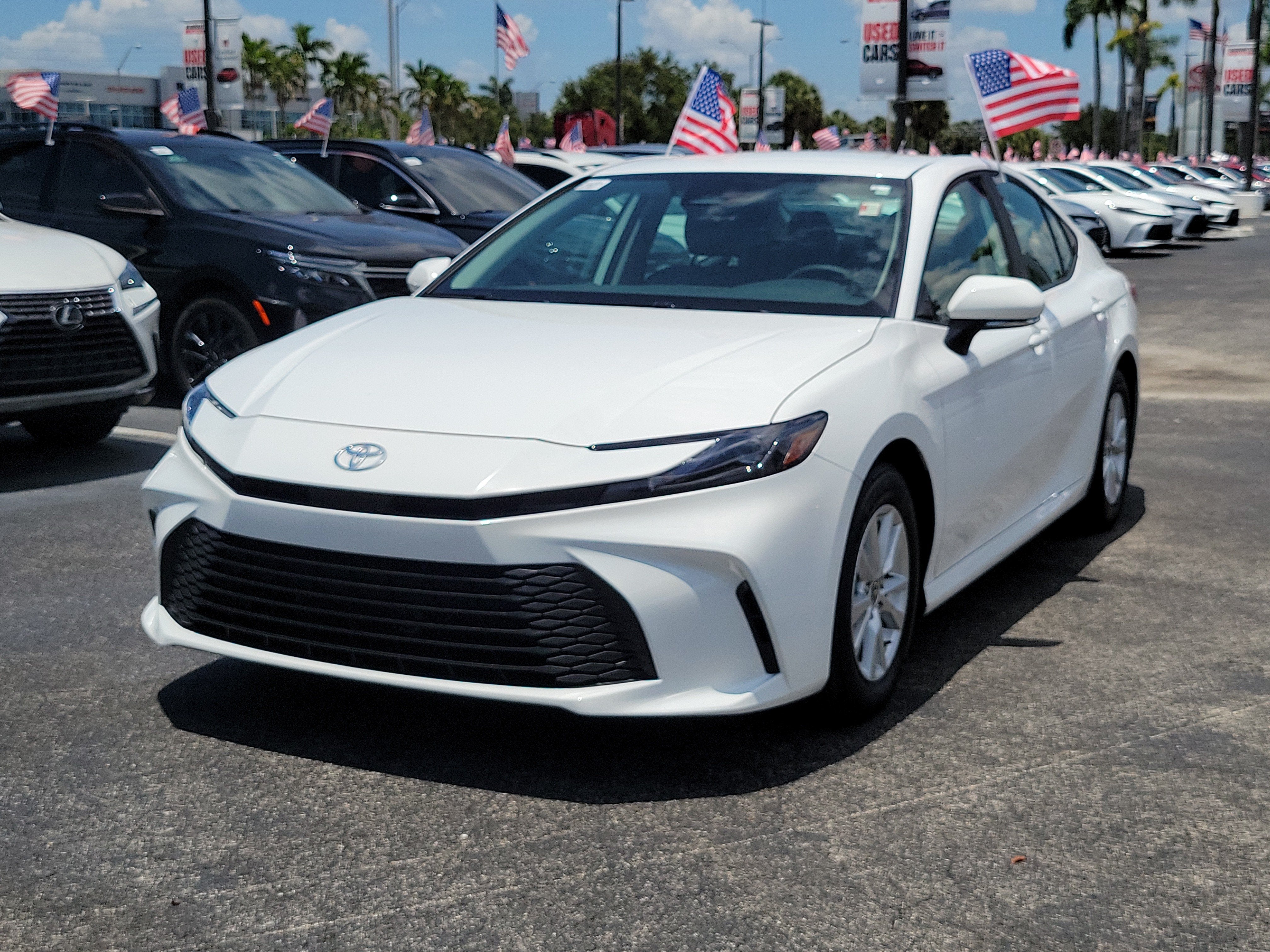 2025 Toyota Camry LE