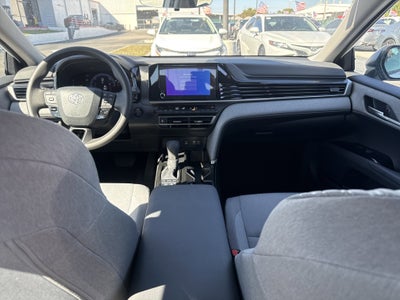 2025 Toyota Camry LE